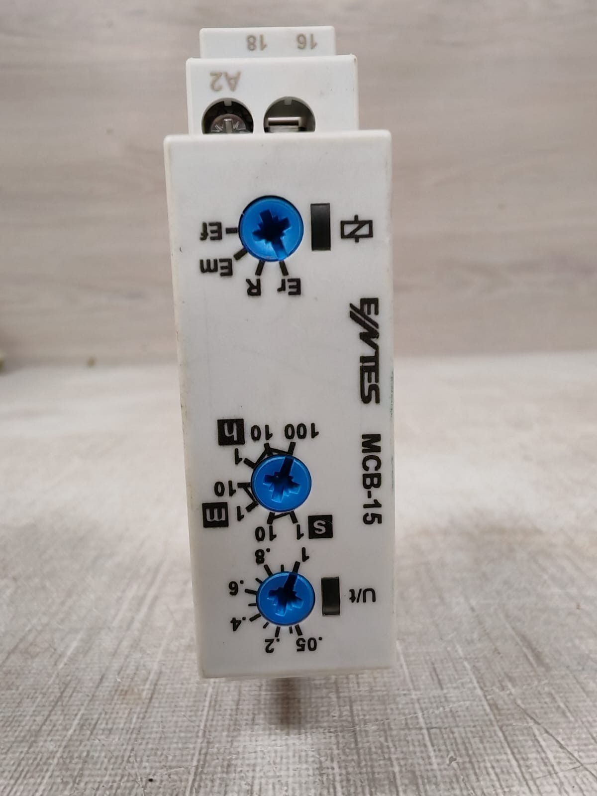 ENTES MCB-15 M1236 ENTES MCB-15 M1236 Time Relay 2