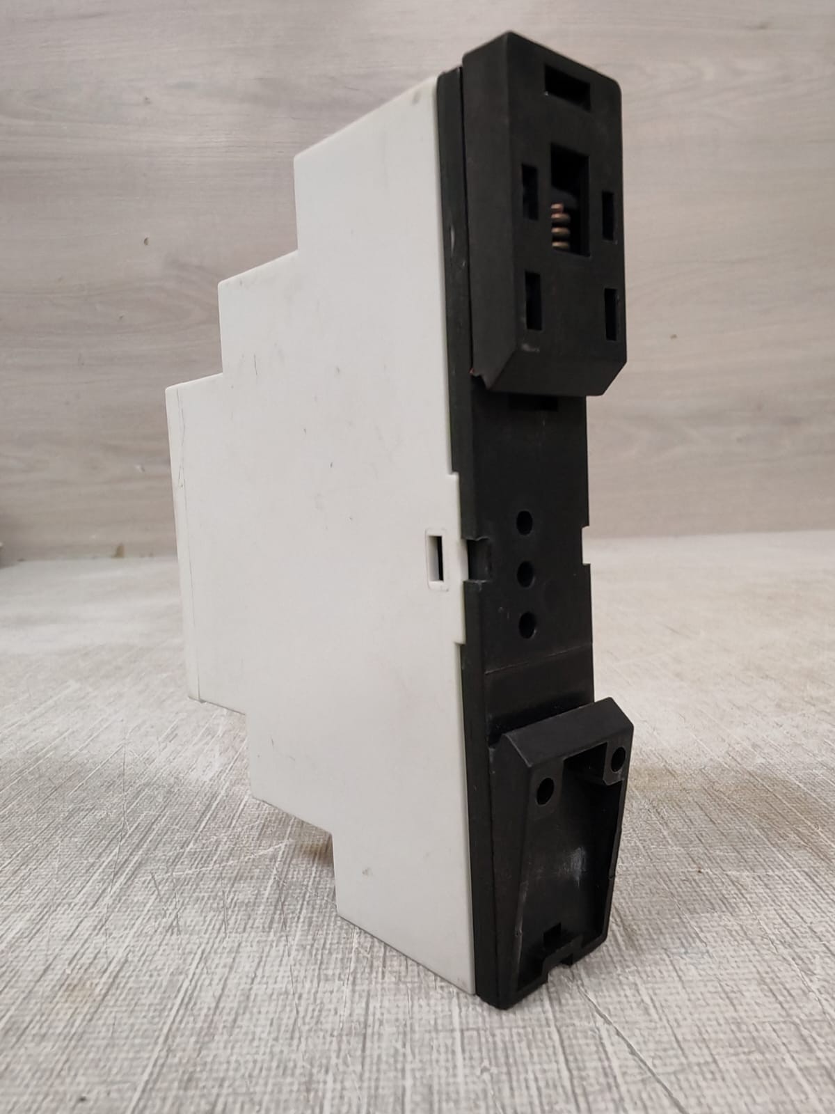 ENTES MCB-15 M1236 ENTES MCB-15 M1236 Time Relay 4