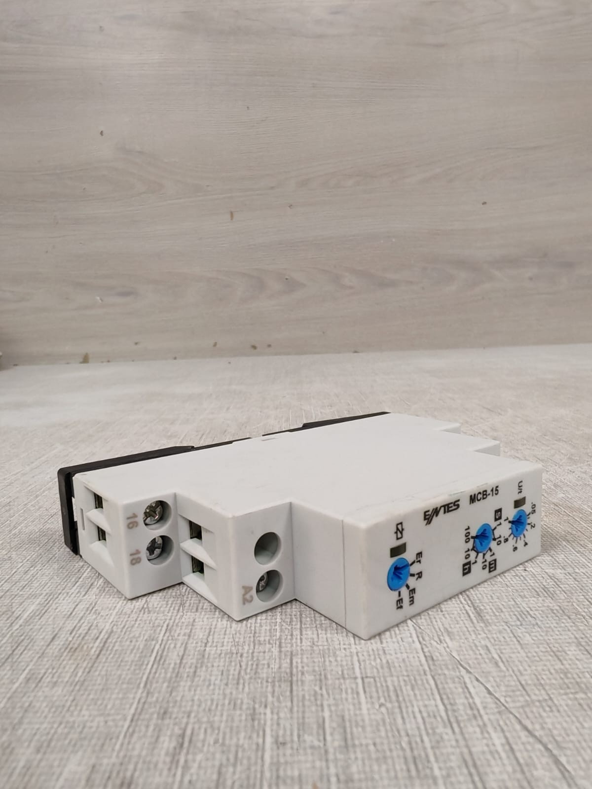 ENTES MCB-15 M1236 ENTES MCB-15 M1236 Time Relay 6