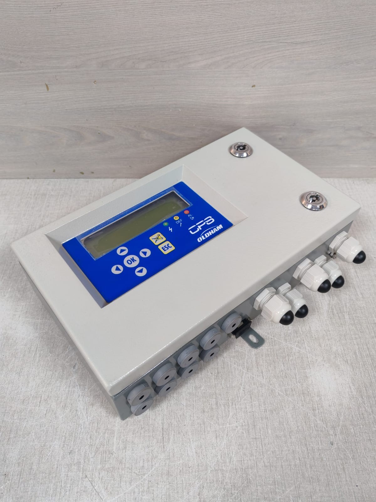 OLDHAM CPS 6514868 OLDHAM CPS 6514868 CONTROL UNIT TYPE 100-240VAC - W/O ORIG. BOX & 6