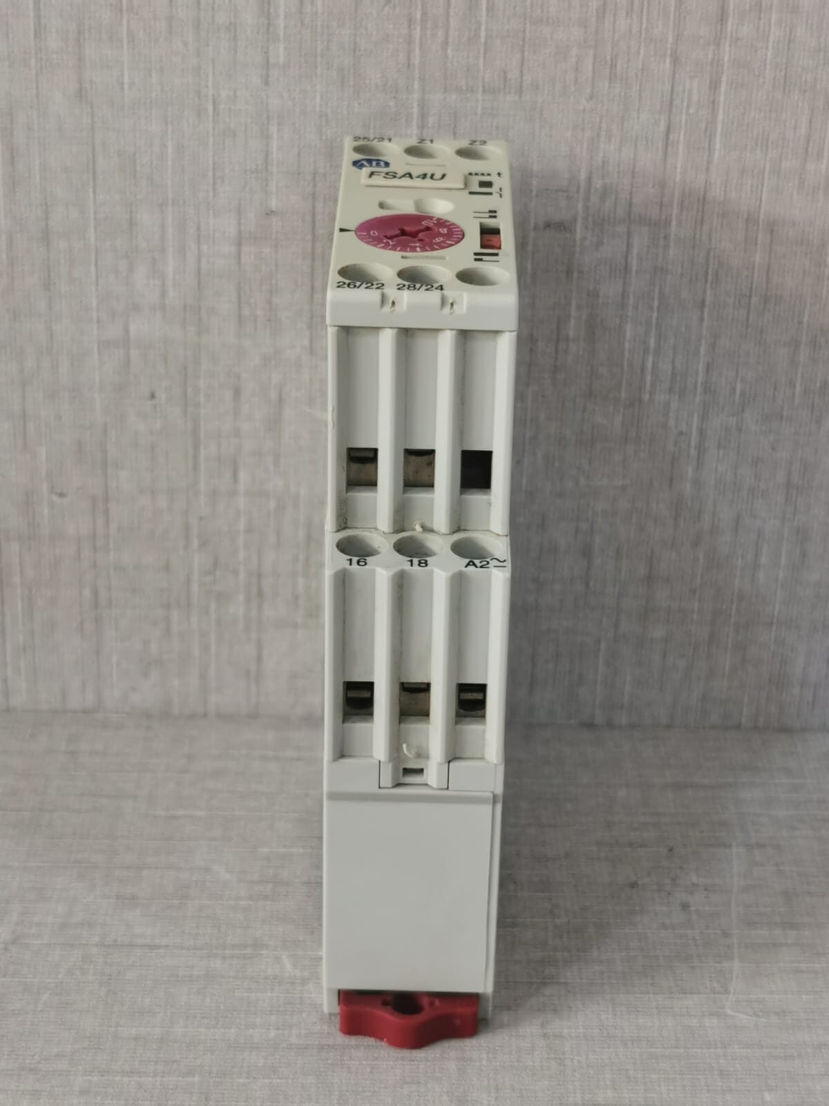 Allen-Bradley 700-FSA4UU23 ALLEN-BRADLEY 700-FSA4UU23 ser B TIMING RELAY 8