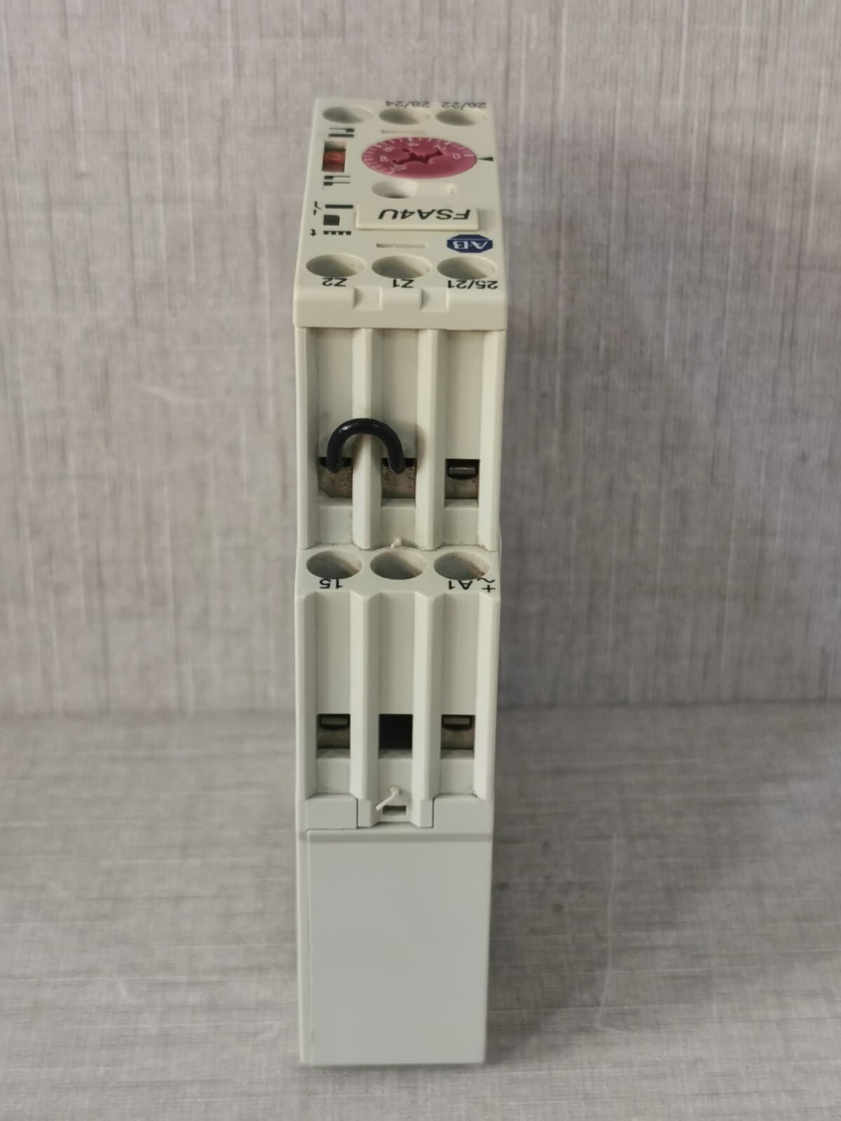 Allen-Bradley 700-FSA4UU23 ALLEN-BRADLEY 700-FSA4UU23 ser B TIMING RELAY 9