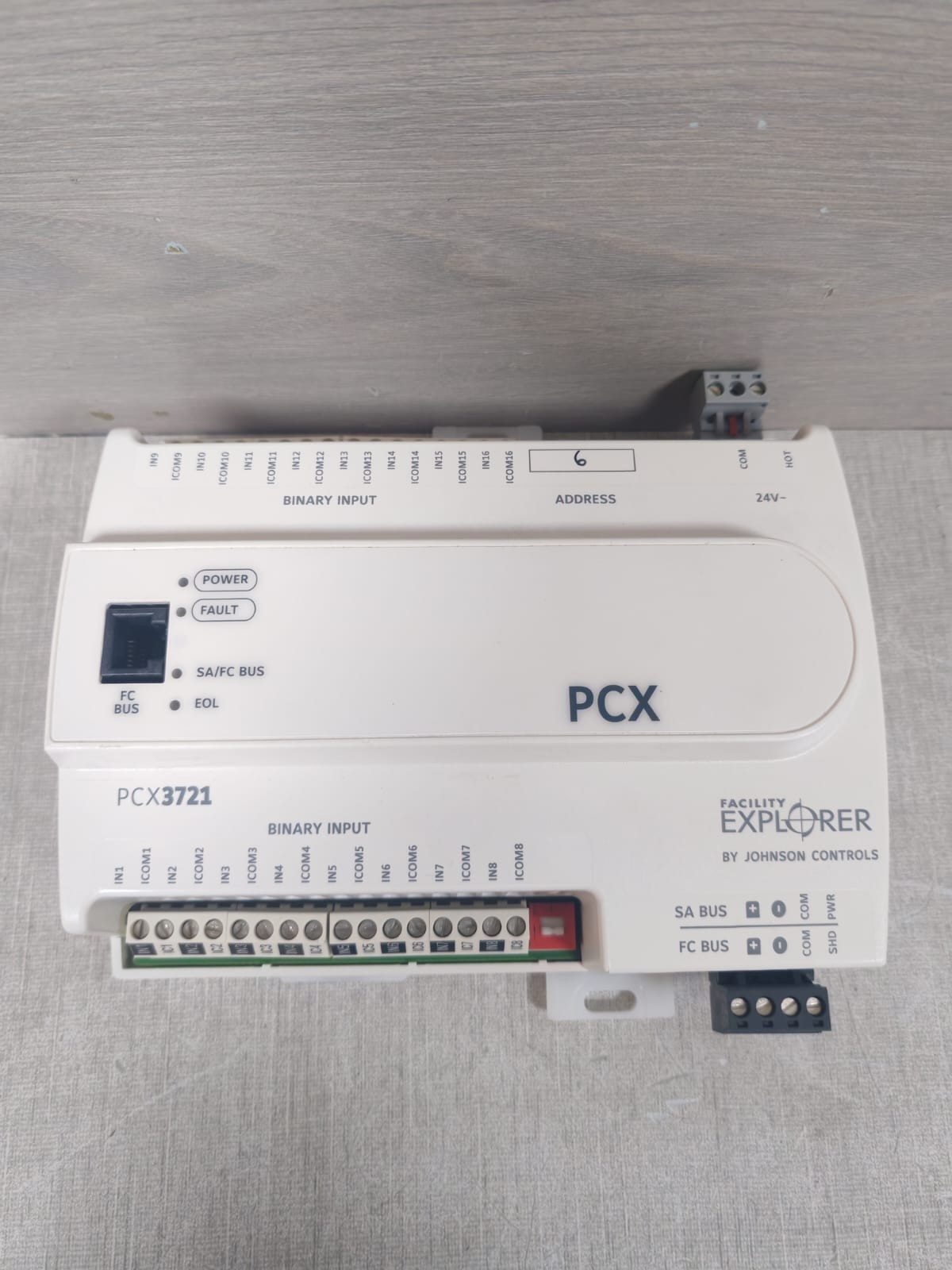 Johnson Controls PCX3721-0 JOHNSON CONTROLS FX-PCX3721-0 REV.M VER 6.2 EXPANSION INPUT/OUTPUT MODULE 8