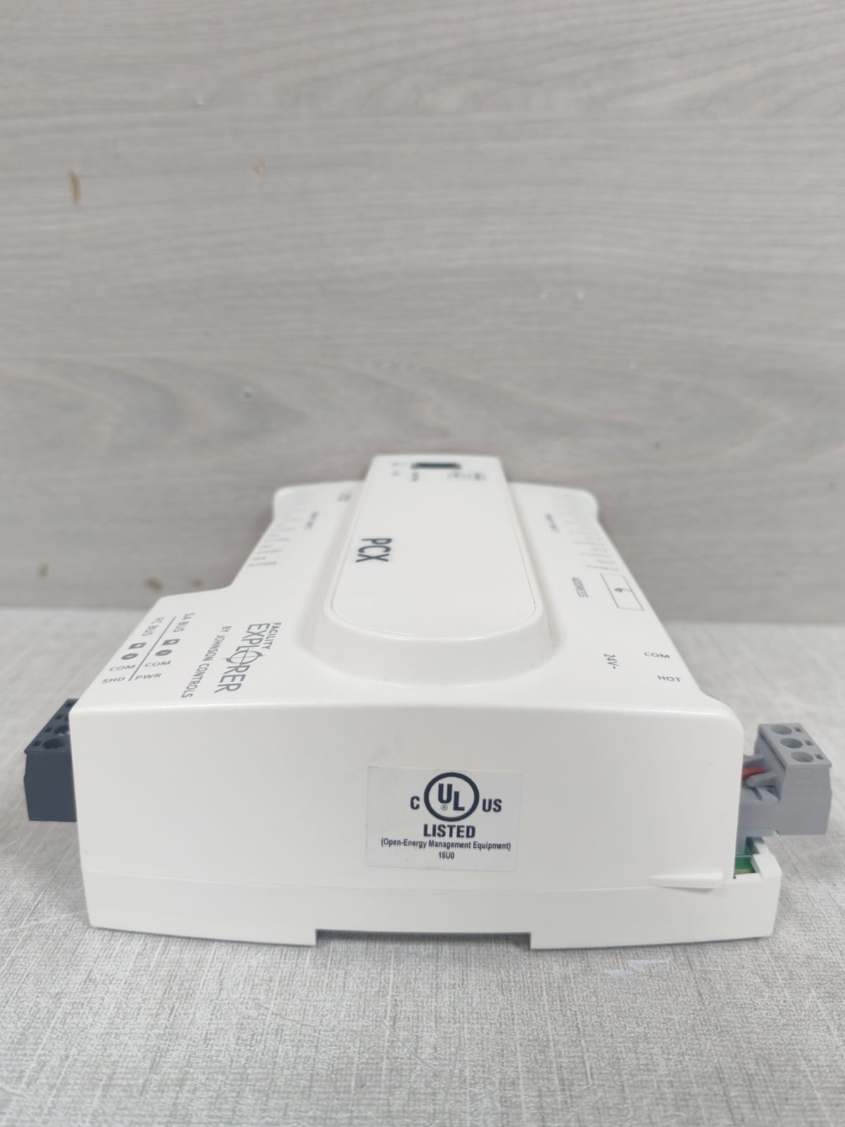 Johnson Controls PCX3721-0 JOHNSON CONTROLS FX-PCX3721-0 REV.M VER 6.2 EXPANSION INPUT/OUTPUT MODULE 10