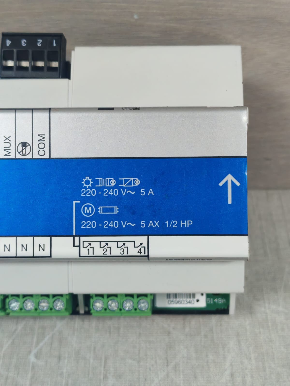 Lutron LQSE-4S5-230-D LUTRON LQSE-4S5-230-D HOMEWORKS QS SWITCHING POWER MODULE 220-240V 4