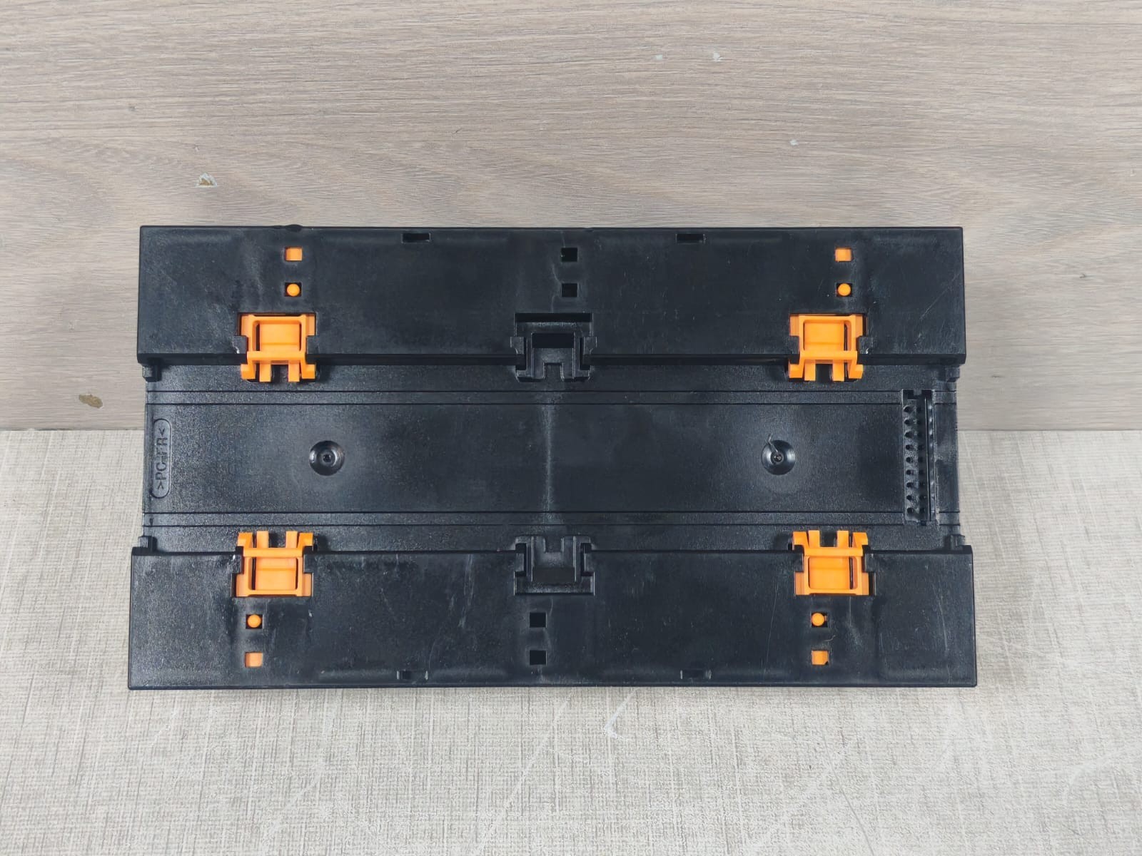 Lutron LQSE-4S5-230-D LUTRON LQSE-4S5-230-D HOMEWORKS QS SWITCHING POWER MODULE 220-240V 10