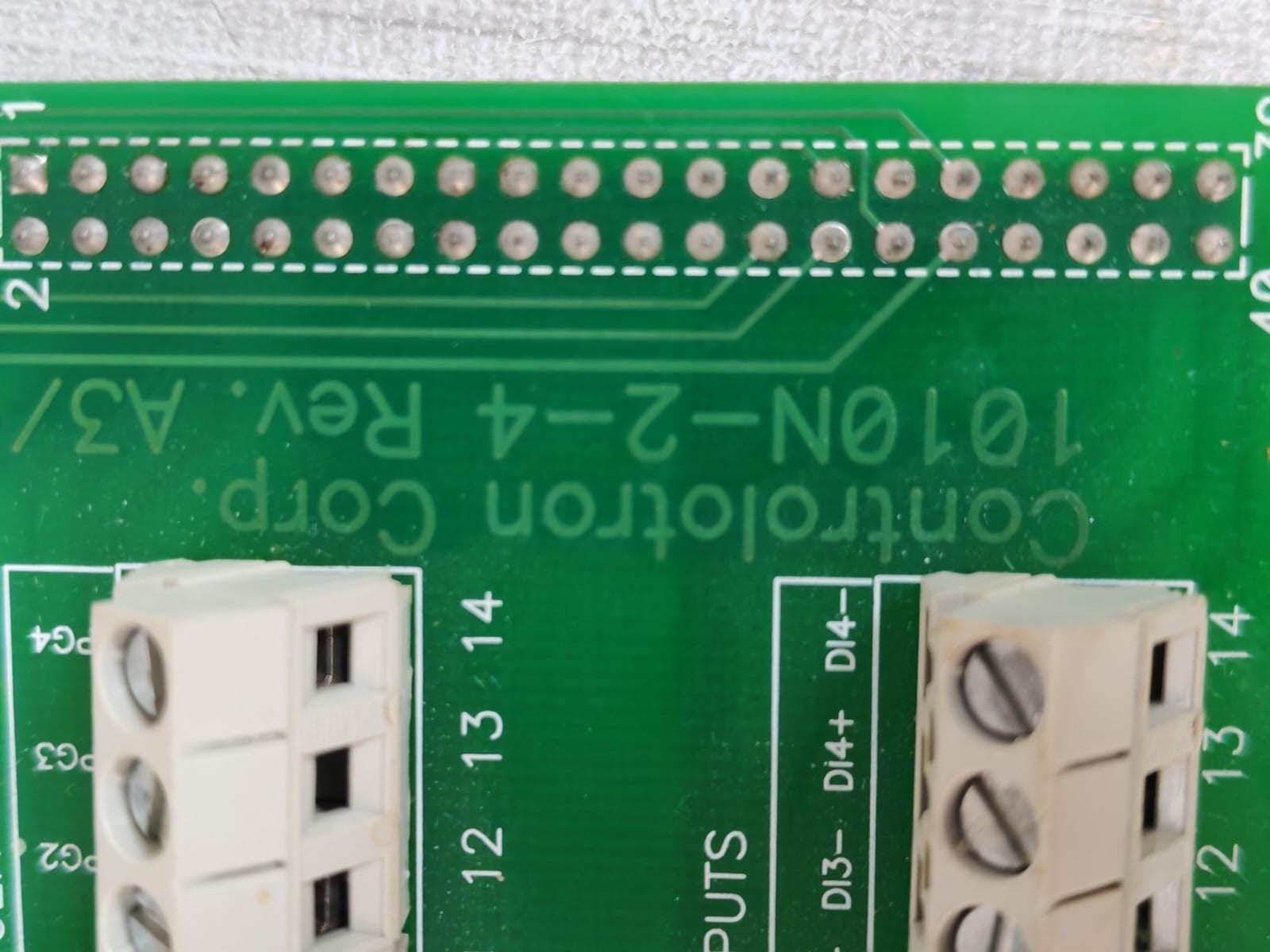 CONTROLOTRON 1010N-2-4 REV. A3 / 1010N-2K3 CONTROLOTRON 1010N-2-4 REV. A3 / 1010N-2K3 Input / Output Module 3