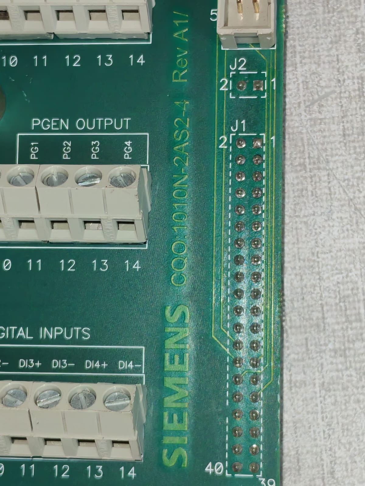 Siemens CQO:1010N-2AS2-4 Rev.A1 SIEMENS CQO:1010N-2AS2-4 Rev.A1 / 1010N-2AK3S2-5 Rev.02 1C Relays 7