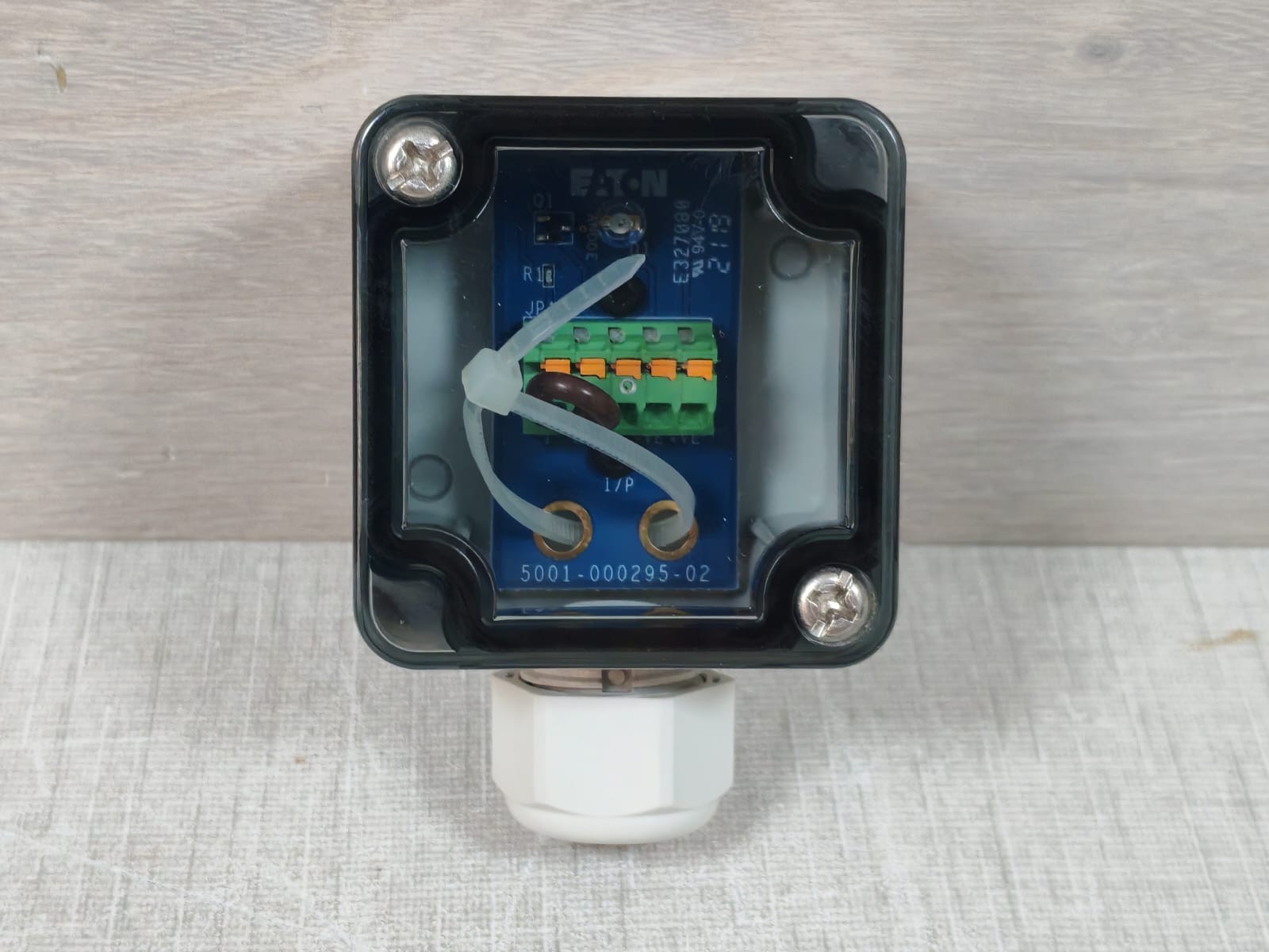 Eaton EATON PE2-EXT Eaton PE2-EXT Photocell External Surface Mount 2