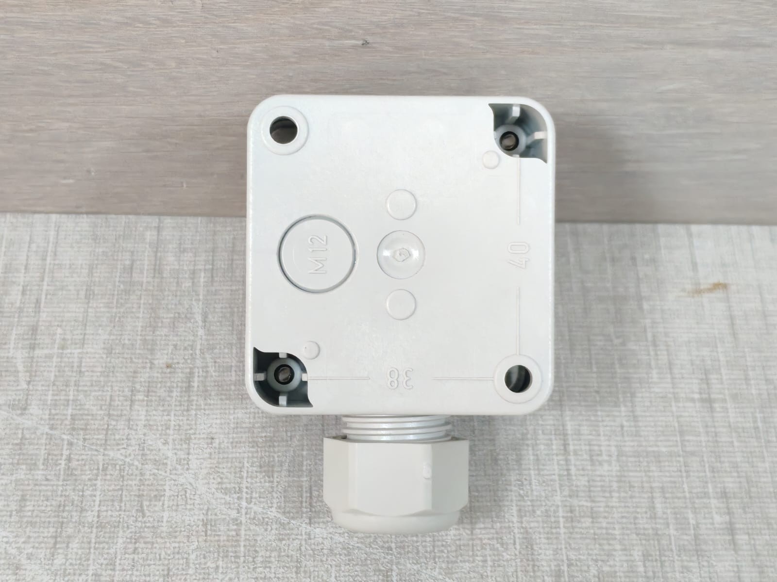 Eaton EATON PE2-EXT Eaton PE2-EXT Photocell External Surface Mount 8