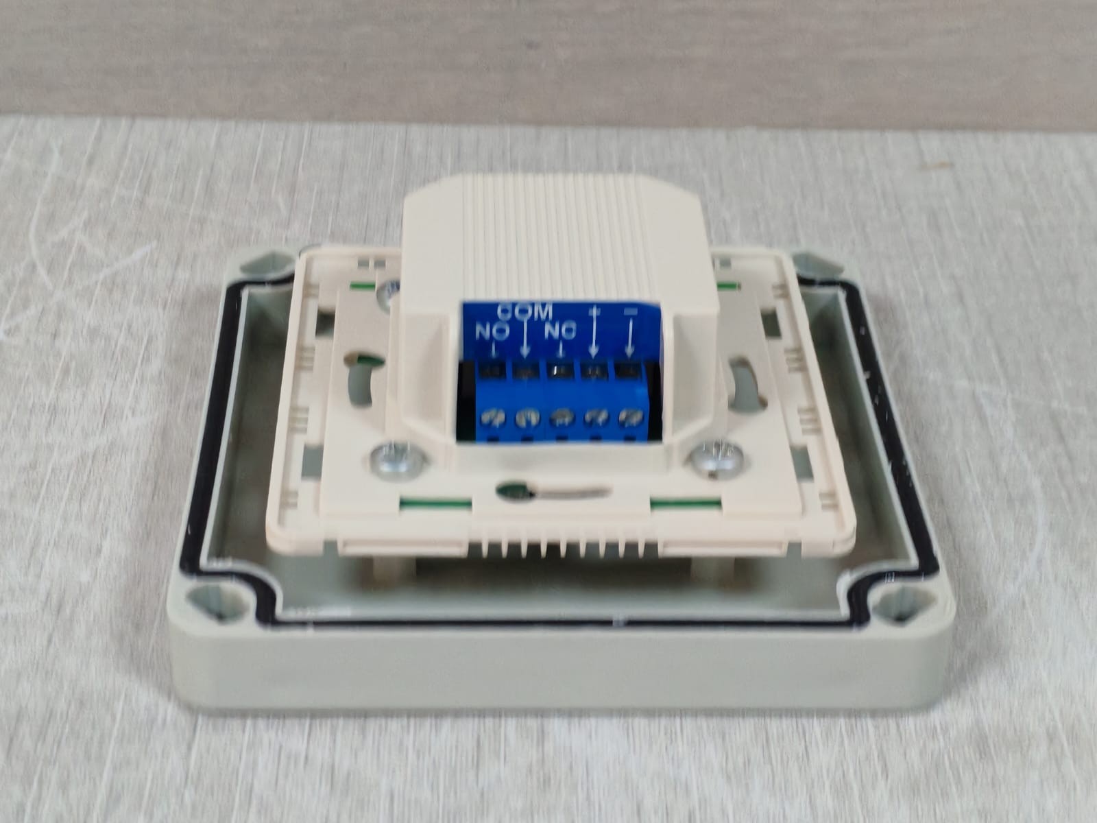 Eaton EXT-12 Eaton MPD-W-EXT 12-24V GD Microwave Presence Detector 5