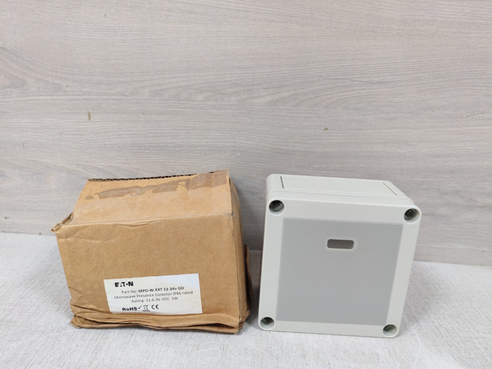 Eaton MPD-W-EXT 12-24V GD Microwave Presence Detector