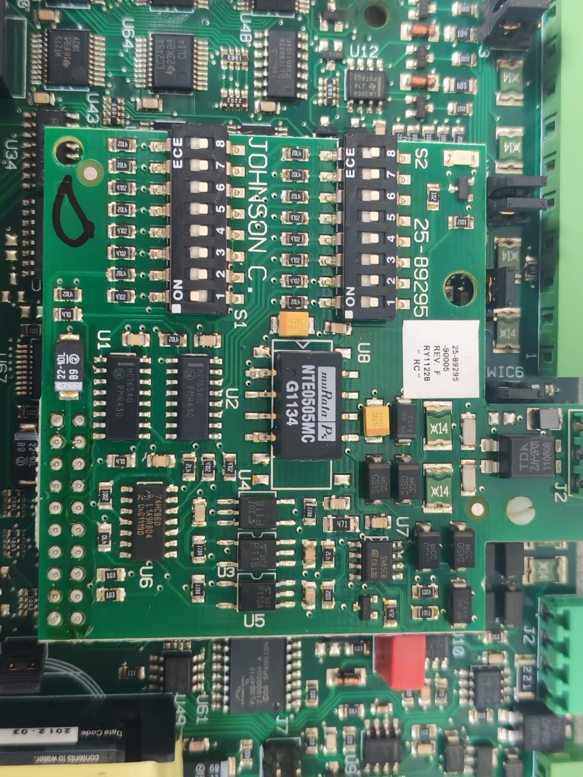 Johnson Controls LP-FX16X51-000C/ 25-89288-5/25-89295 JOHNSON CONTROLS LP-FX16X51-000C/ 25-89288-5/25-89295 MOTHER BOARD 5