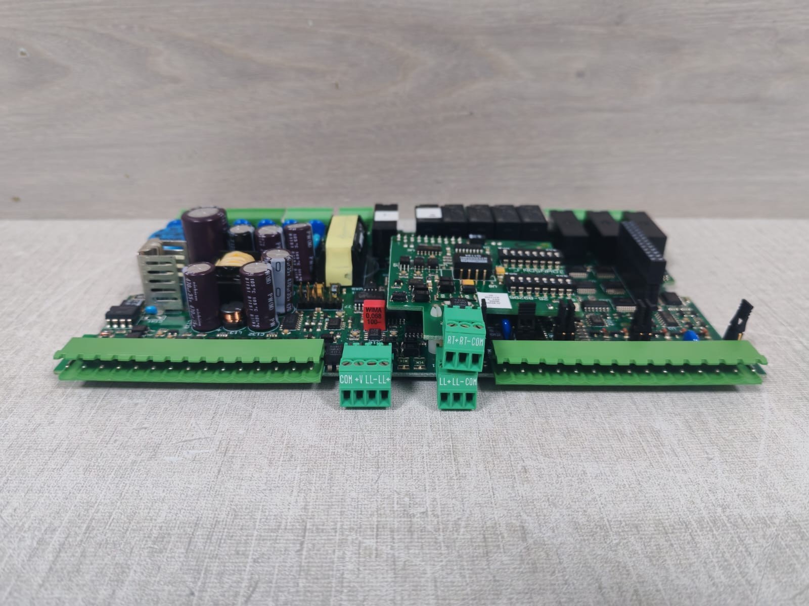 Johnson Controls LP-FX16X51-000C/ 25-89288-5/25-89295 JOHNSON CONTROLS LP-FX16X51-000C/ 25-89288-5/25-89295 MOTHER BOARD 8