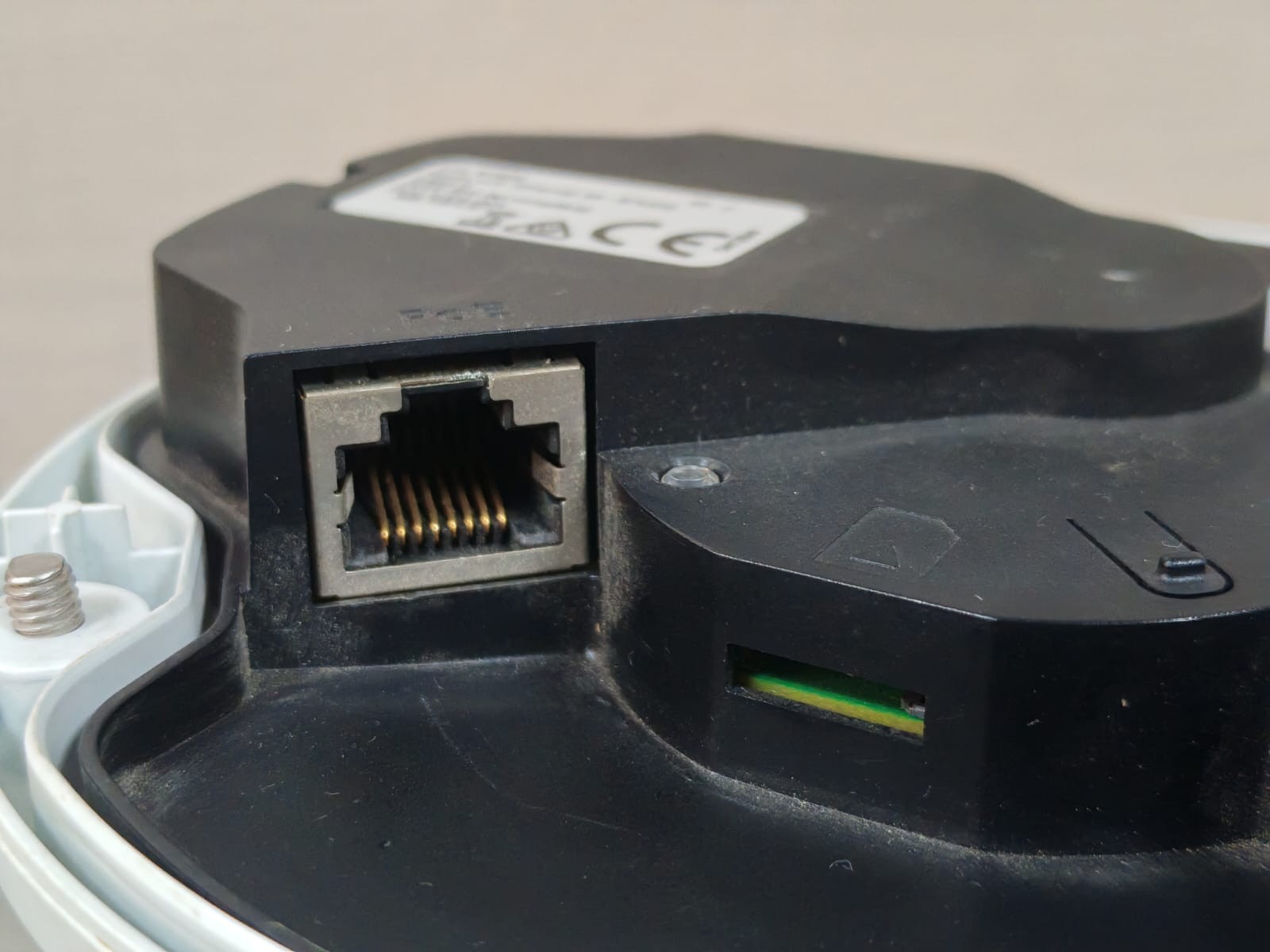 AXIS 6777-001-01 AXIS P1435-LE EU P/N: 6777-001-01 COMMUNICATION NETWORK CAMERA 9