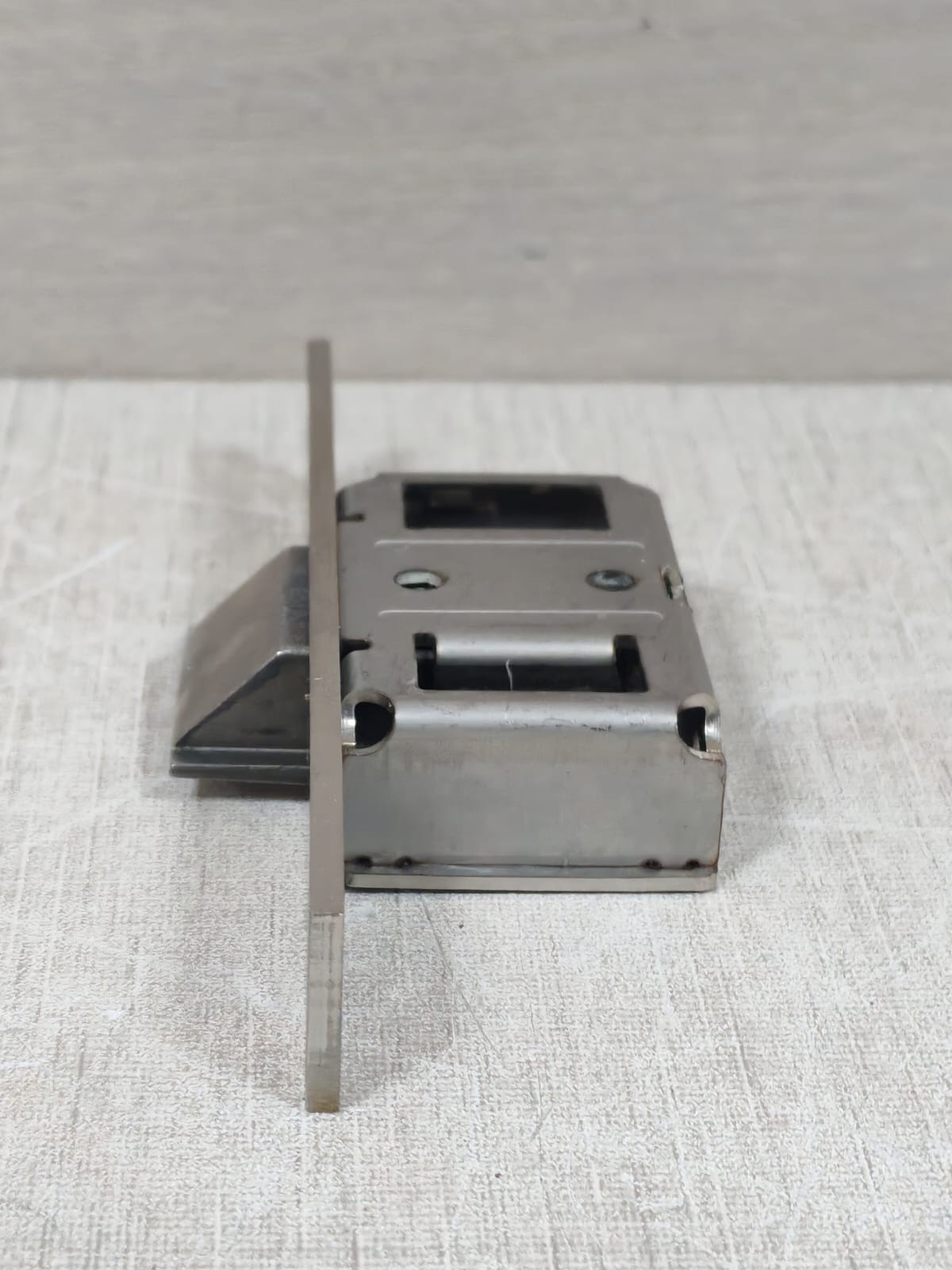 DORMA TV-Z 510 DORMA TV-Z 510 Latch Lock 8