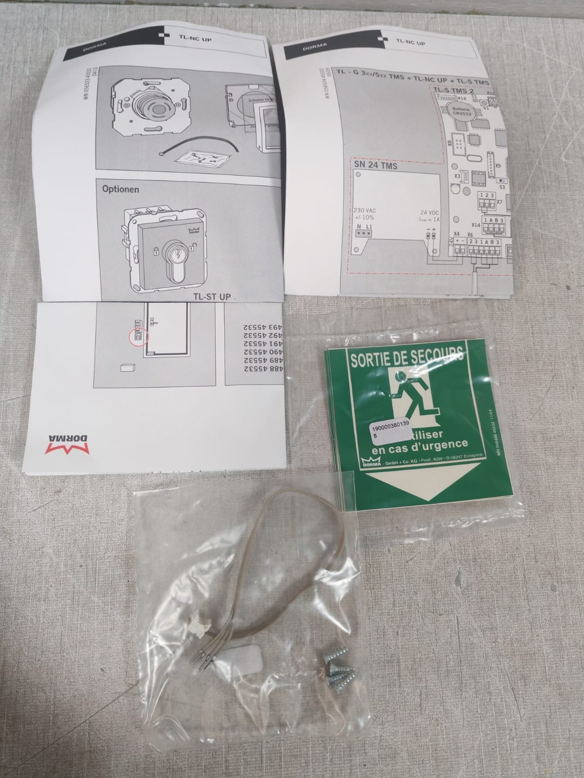 DORMA 56330721 DORMA TL-ST 56330721 EMERGENCY PUSH BUTTON 8