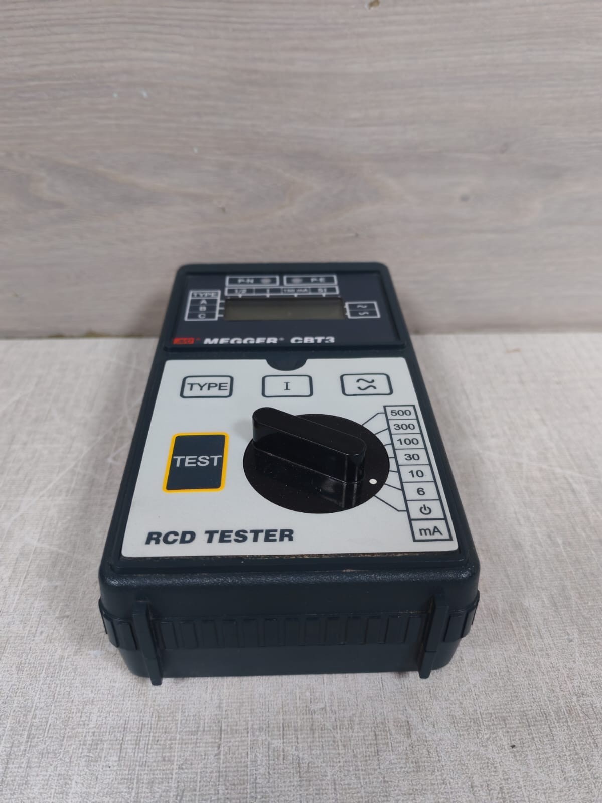 Megger CBT3 RCD Megger CBT3 RCD Tester Meter 7