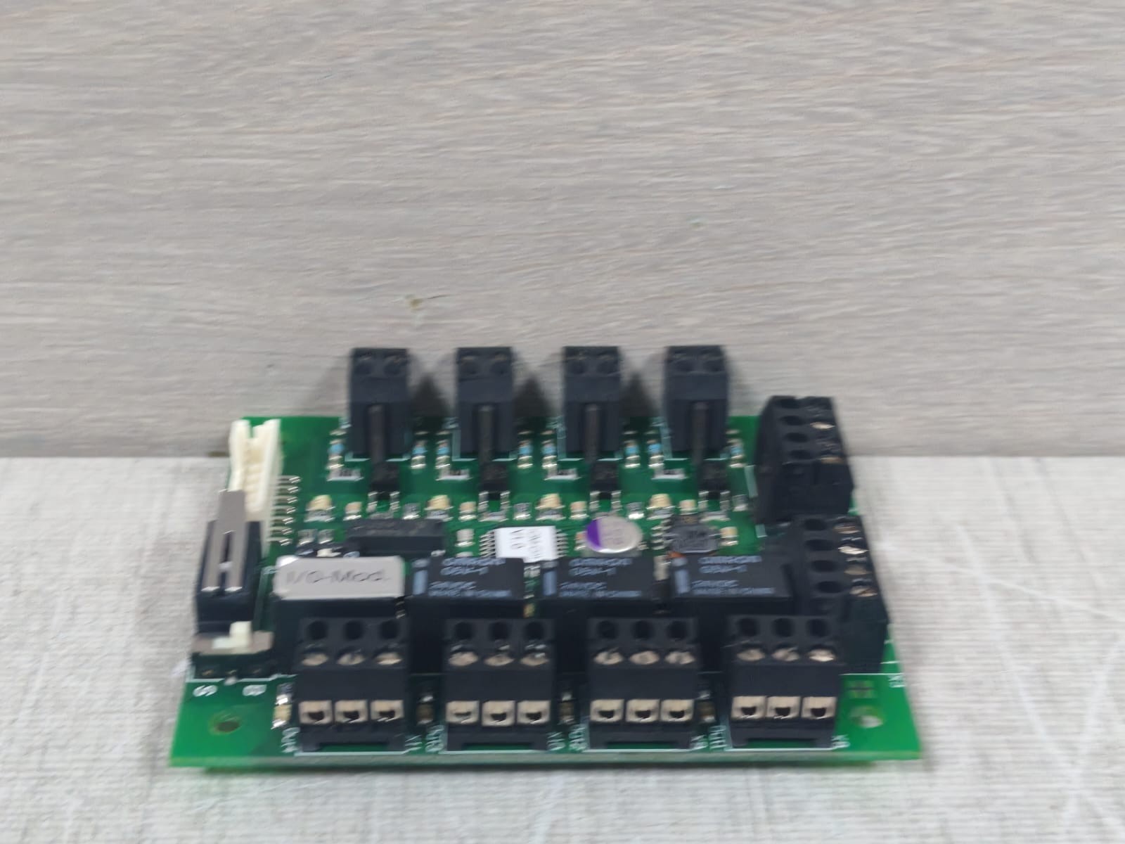 Dorma 19357200 Dorma IOM-C01 Input/Output Module DCW 19357200 4