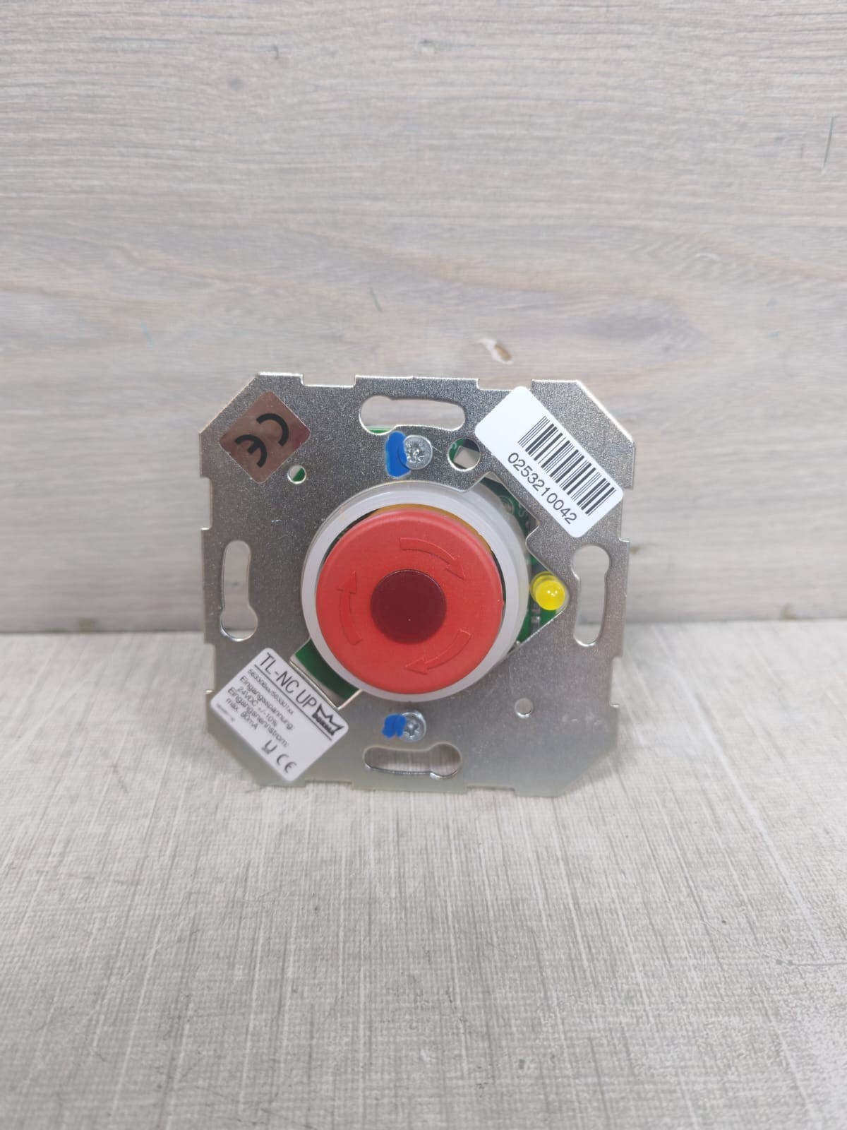 DORMA DORMA TL-NC UP DORMA TL-NC UP EMERGENCY PUSH BUTTON 4