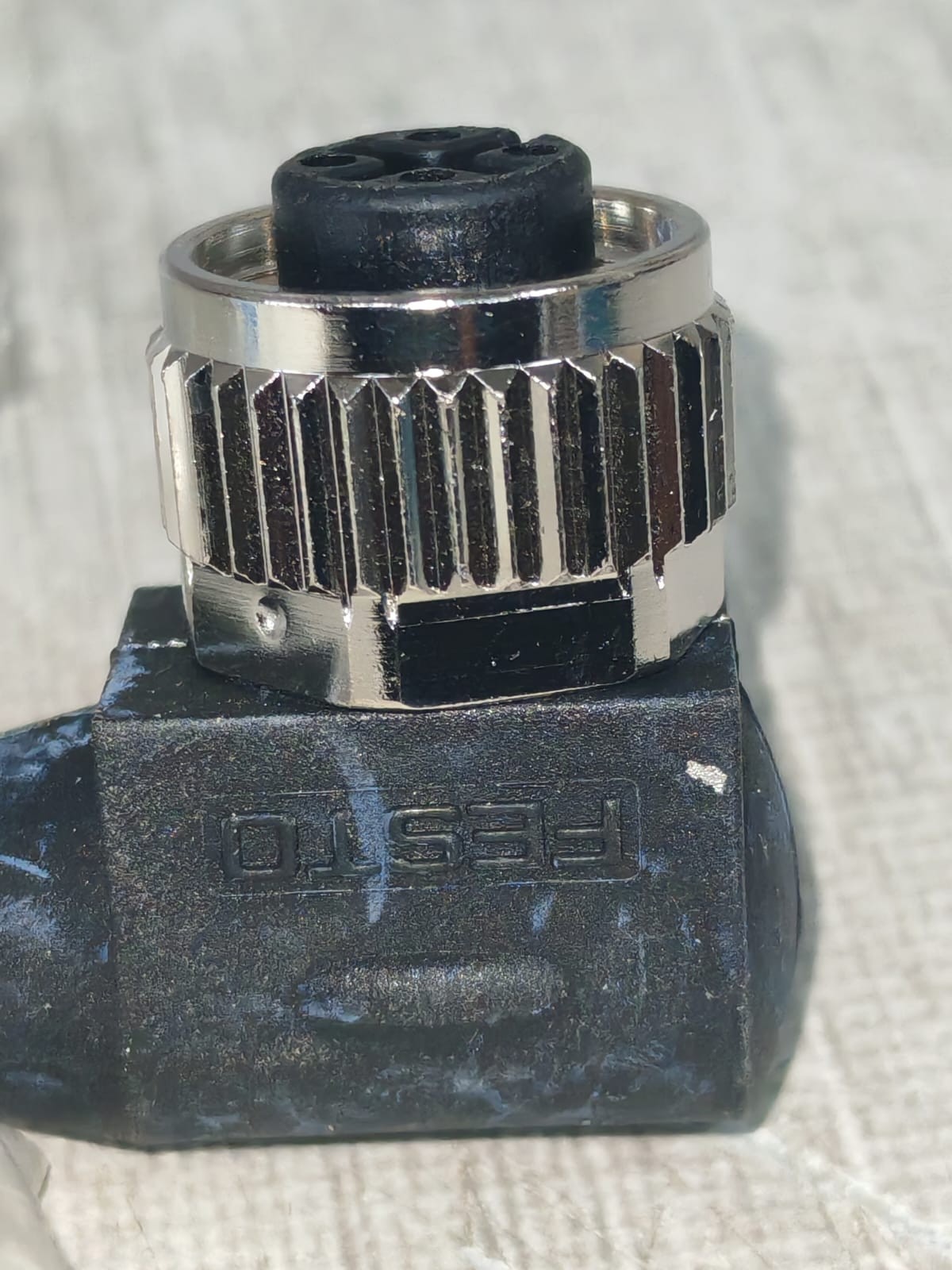 Festo M12W5-K-5-LE3 FESTO NEBU-M12W5-K-5-LE3 541370 CONNECTING CABLE 5