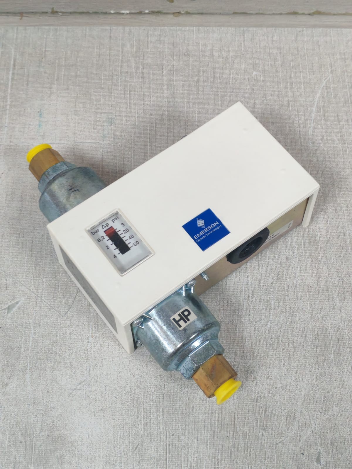 EMERSON ALCO AX-LDPS-FD113S EMERSON ALCO CONTROLS AX-LDPS-FD113S LIQUID DIFFERENTIAL PRESSURE SWITCH 3