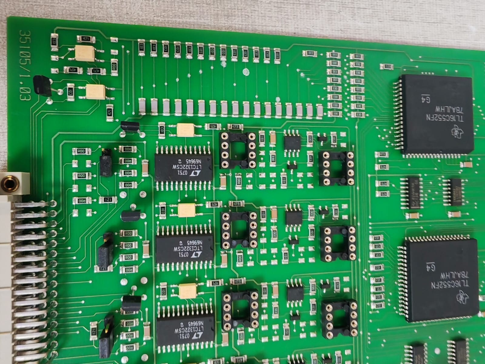MOBATIME 09989611 002 MOBATIME U 4.1.0 MTC MODUL A/N: 35105.11 P/N: 09989611 002 PRINTED CIRCUIT BOARD 4