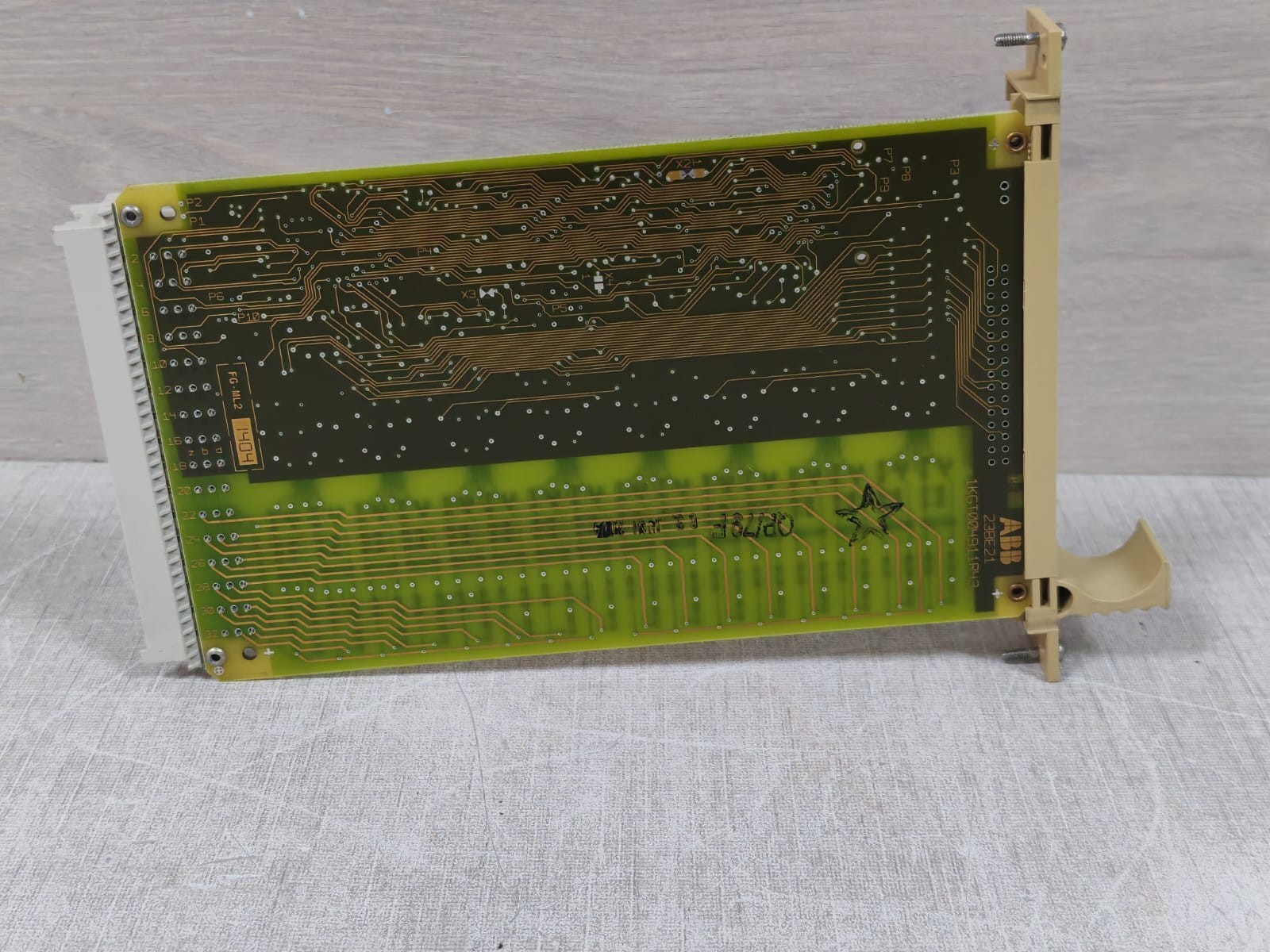 ABB ABB 23BE21 ABB 23BE21 1KGT004900R5012 / 1KGT004911R43 PCB CARD 8