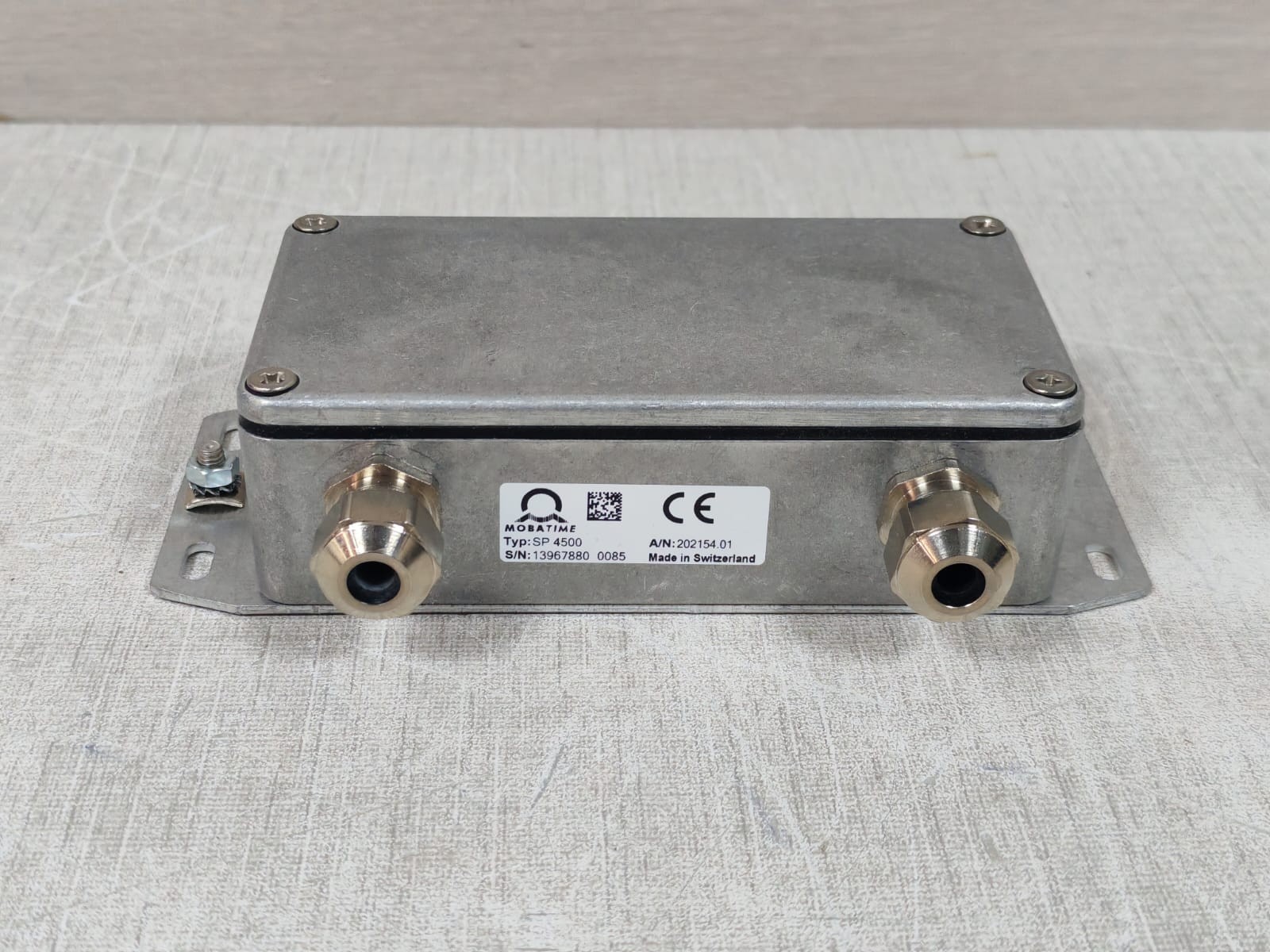 MOBATIME SP 4500 A/N:202154.01 MOBATIME SP 4500 A/N:202154.01 SURGE PROTECTION BOX 9