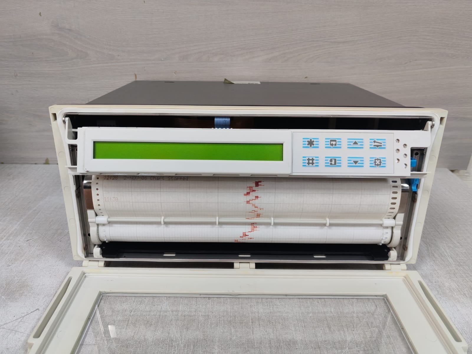 ABB SR250 SR250B/03S/B00/00S/112ST ABB COMMANDER SR250 SR250B/03S/B00/00S/112ST CHART RECORDER 8
