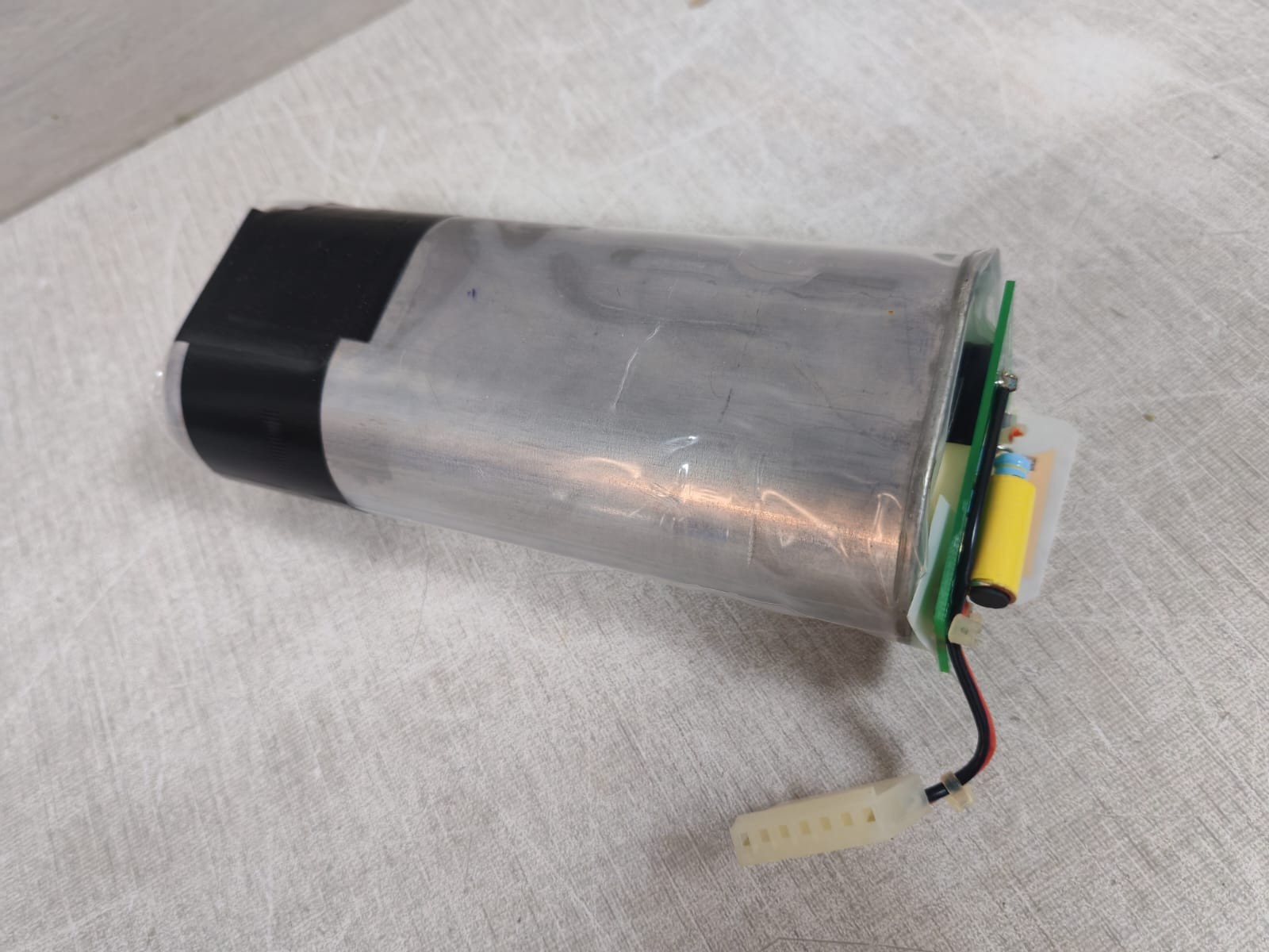 S&W 39052-B, 30856 MAXWELL 30856 5.0 kV with S&W 39052-B CAPACITOR BOARD 4