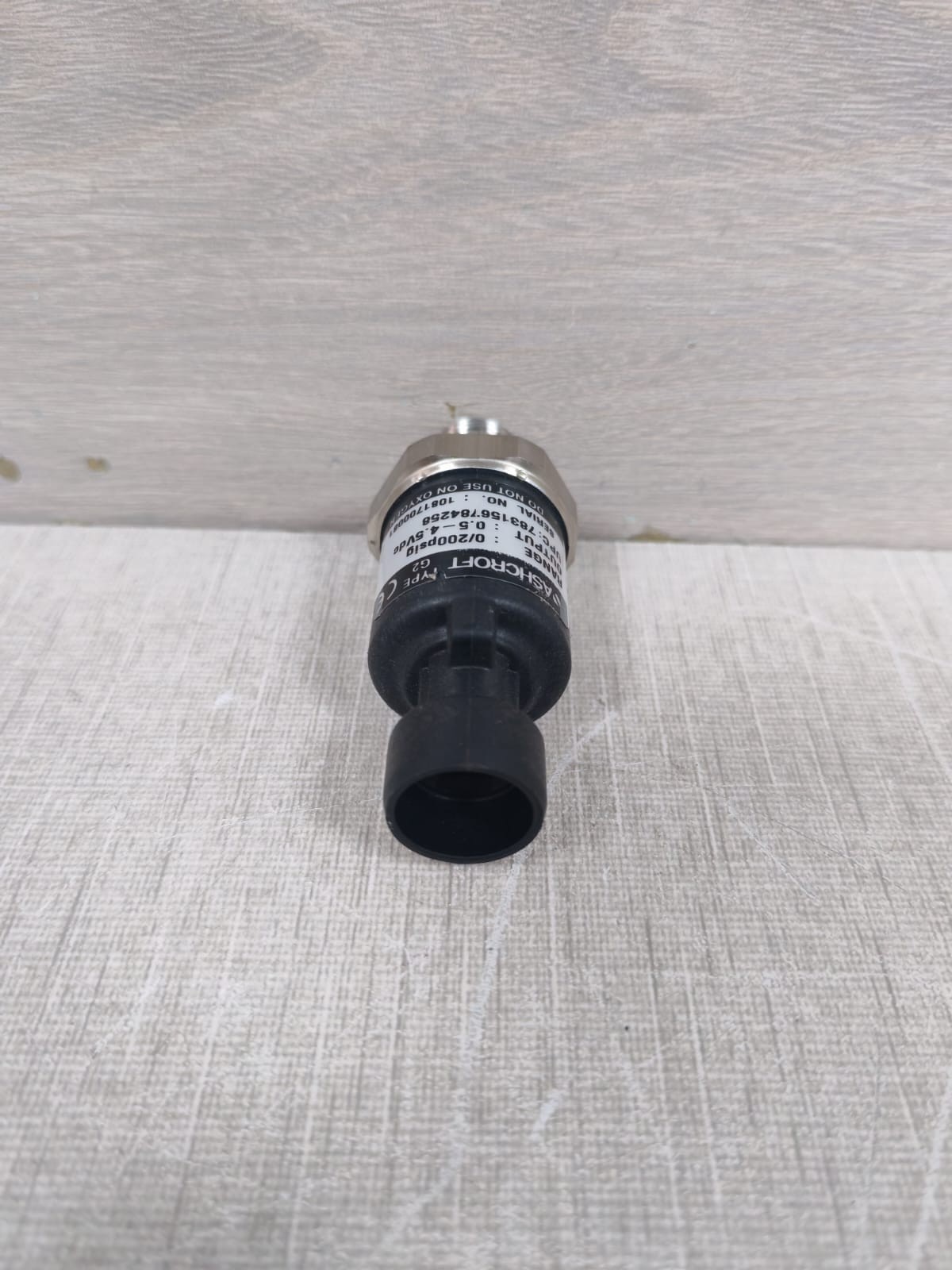 ASHCROFT ASHCROFT G2 ASHCROFT G2 PRESSURE TRANSDUCER 0/200 PSIG 0.5-4.5Vdc UPC: 783156784258 9