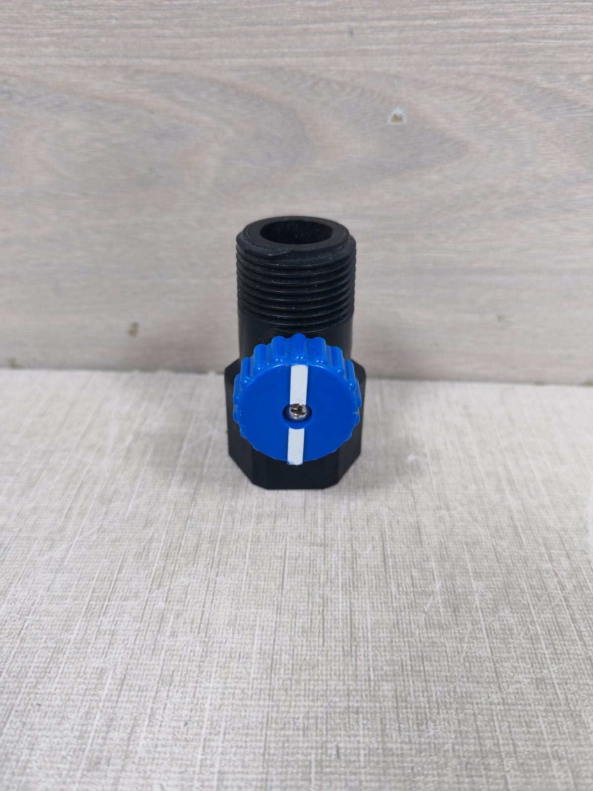 BALL VALVE WITH DIAL SHUTOFF KNOB