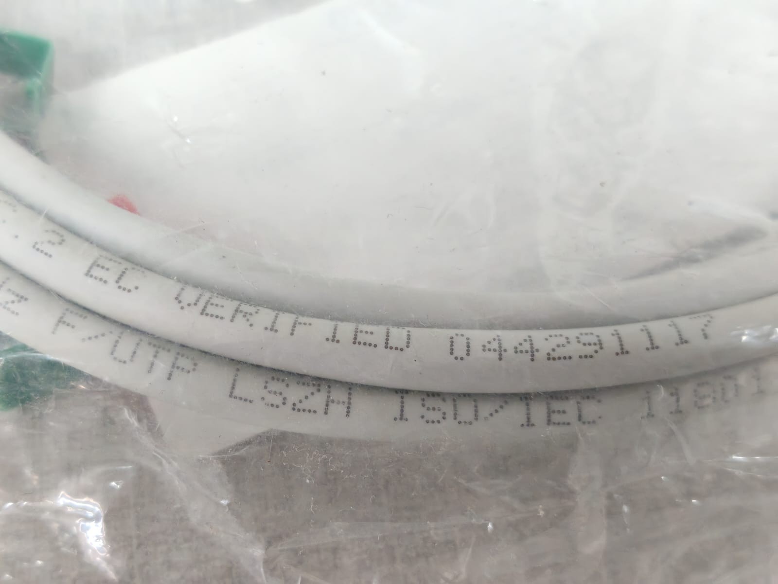 Schneider Electric VDIP184546020 SCHNEIDER ELECTRIC VDIP184546020 EN-PATCHCORD ACTASSI CL-MNC5E 4