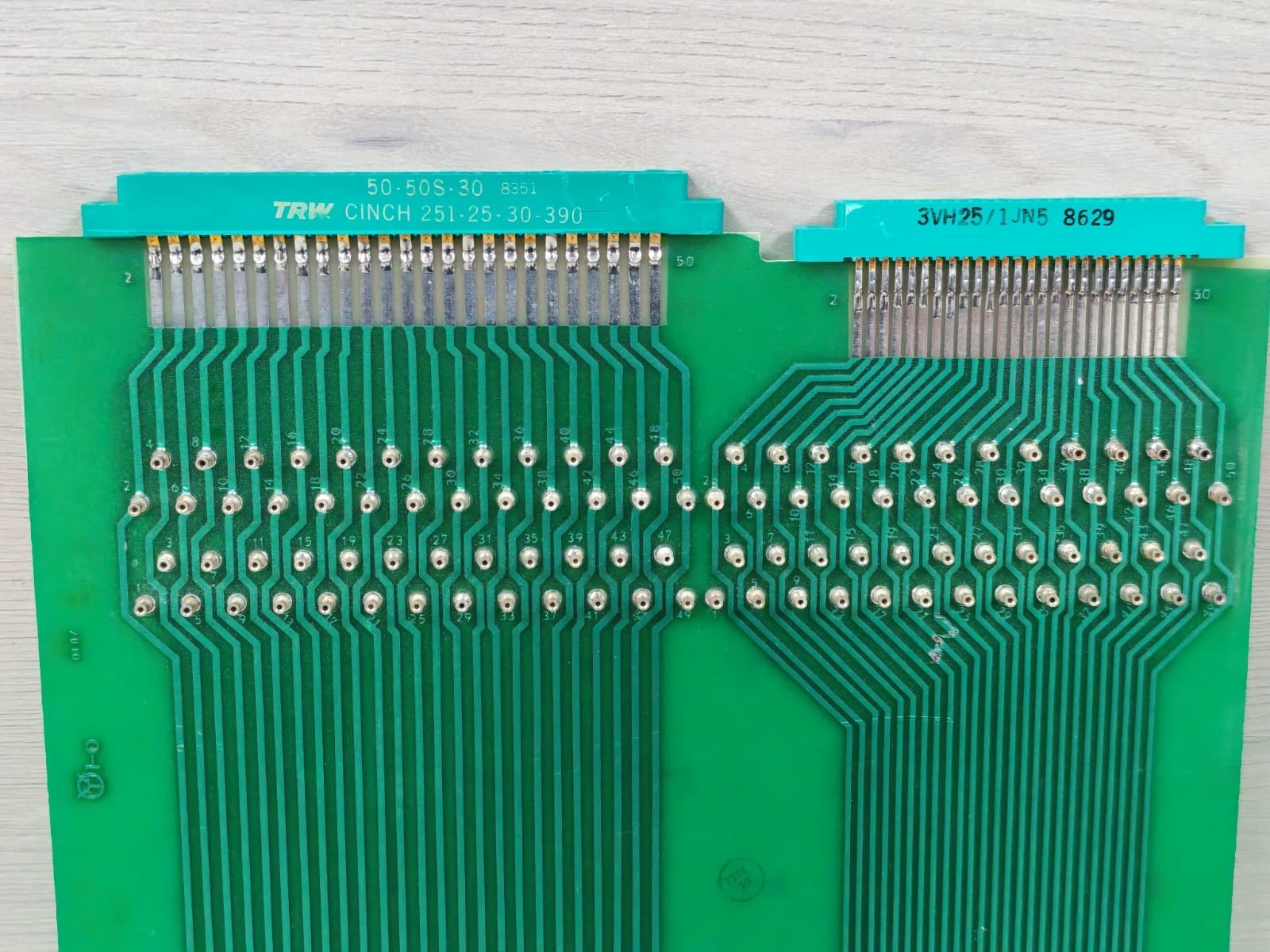 SCI 611098-00 / 612098-0001 SCI 611098-00 / 612098-0001 REV. E ASSY PCB 4