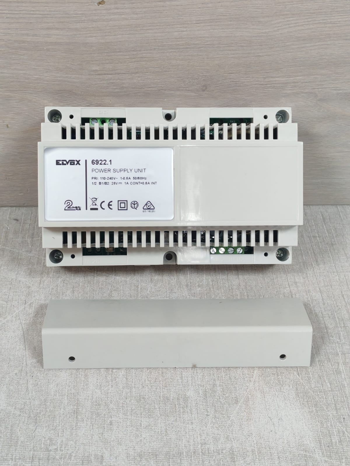 VIMAR ELVOX K40505.01 VIMAR ELVOX K40505.01 VIDEO DOOR ENTRY KIT 10