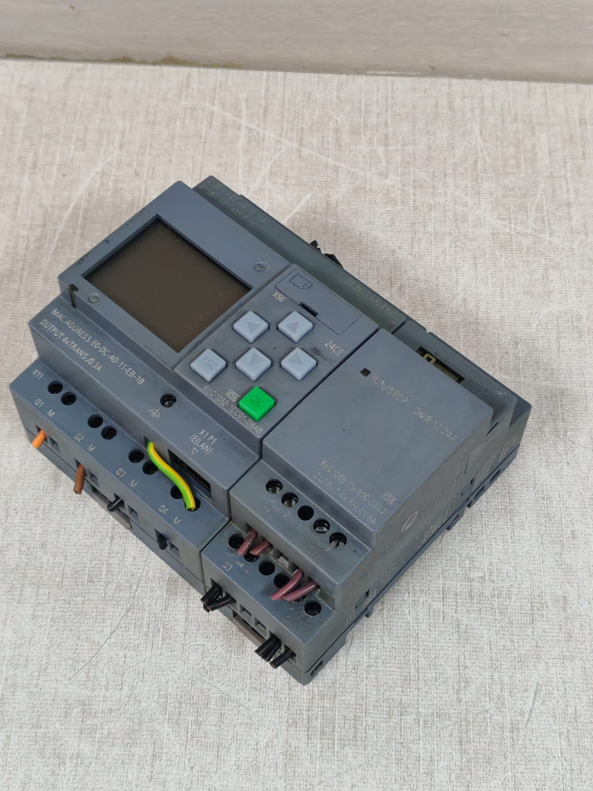 Siemens SED1055-1MB00-0BA2 SIEMENS 6ED1052-1CC01-0B08 / SED1055-1MB00-0BA2 EXPANSION MODULE 9