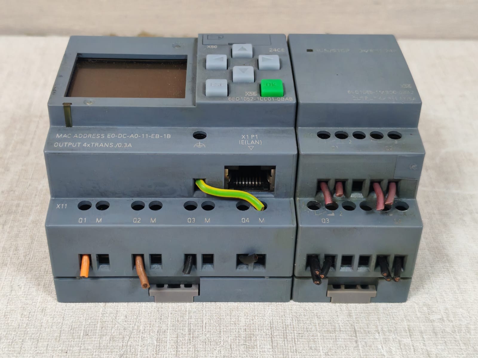 Siemens SED1055-1MB00-0BA2 SIEMENS 6ED1052-1CC01-0B08 / SED1055-1MB00-0BA2 EXPANSION MODULE 10