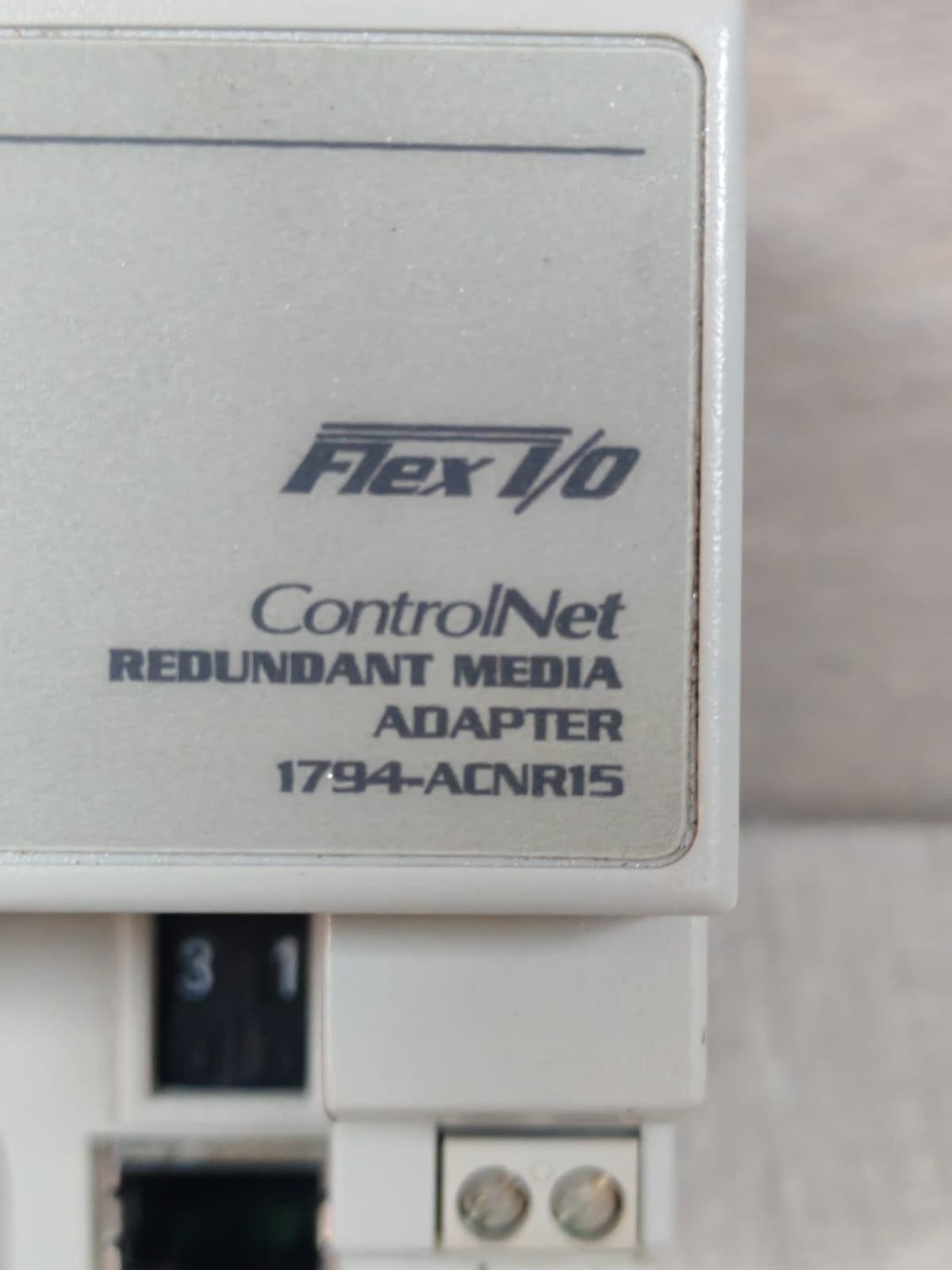 Allen-Bradley 96463071 SER.C F/W REV 4.3 ALLEN BRADLEY 1794-ACNR15 96463071 CONTROLNET REDUNDANT ADAPTER- W/O ORIG.BOX 4