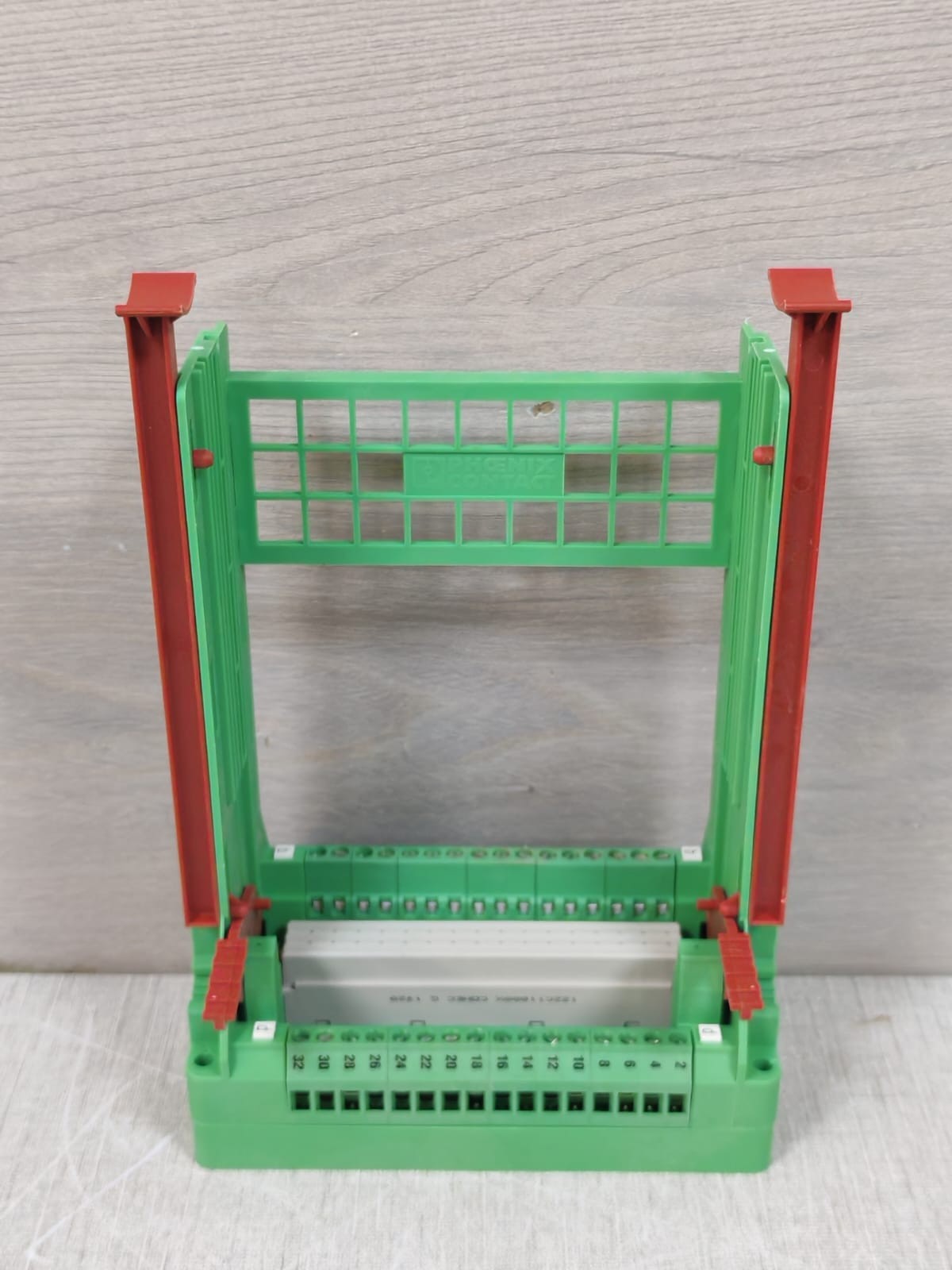 Phoenix Contact SKBI-64 Phoenix Contact 2264093 SKBI 64/F48 Plug-In Card Holder 2