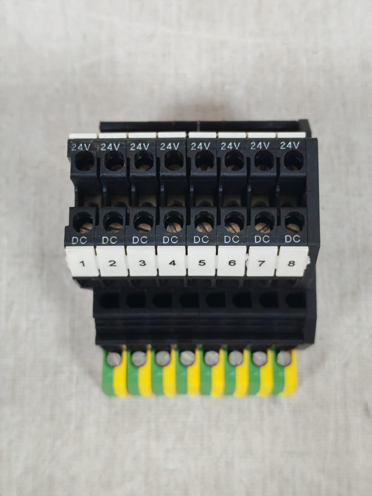 Phoenix Contact TT-SLKK5 PHOENIX CONTACT TT-SLKK5 MODULAR TERMINAL BLOCK 24DC 2