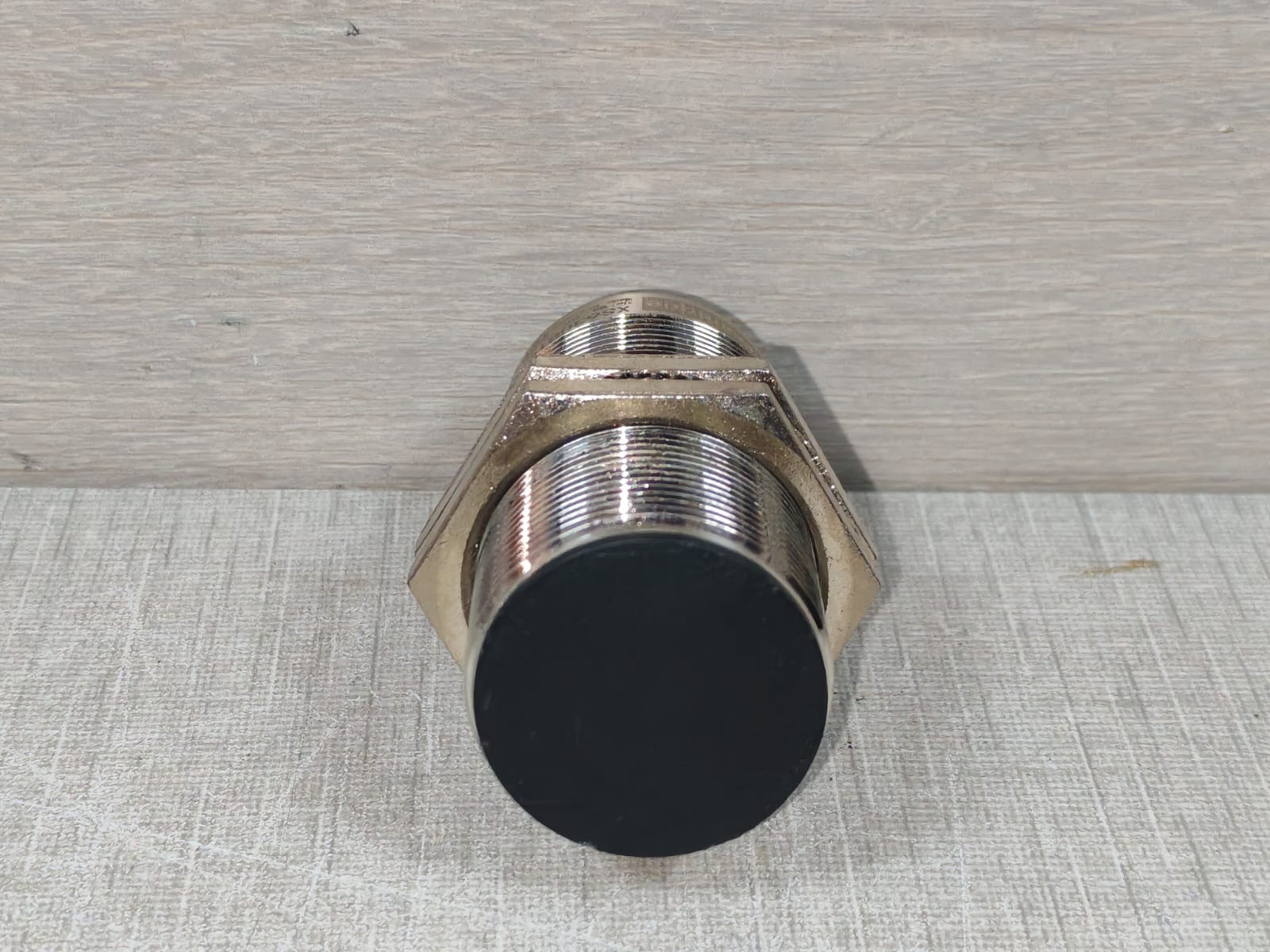 Schneider Electric XS630B1CASAS Telemecanique XS630B1CASAS Inductive Proximity Sensors XS 8