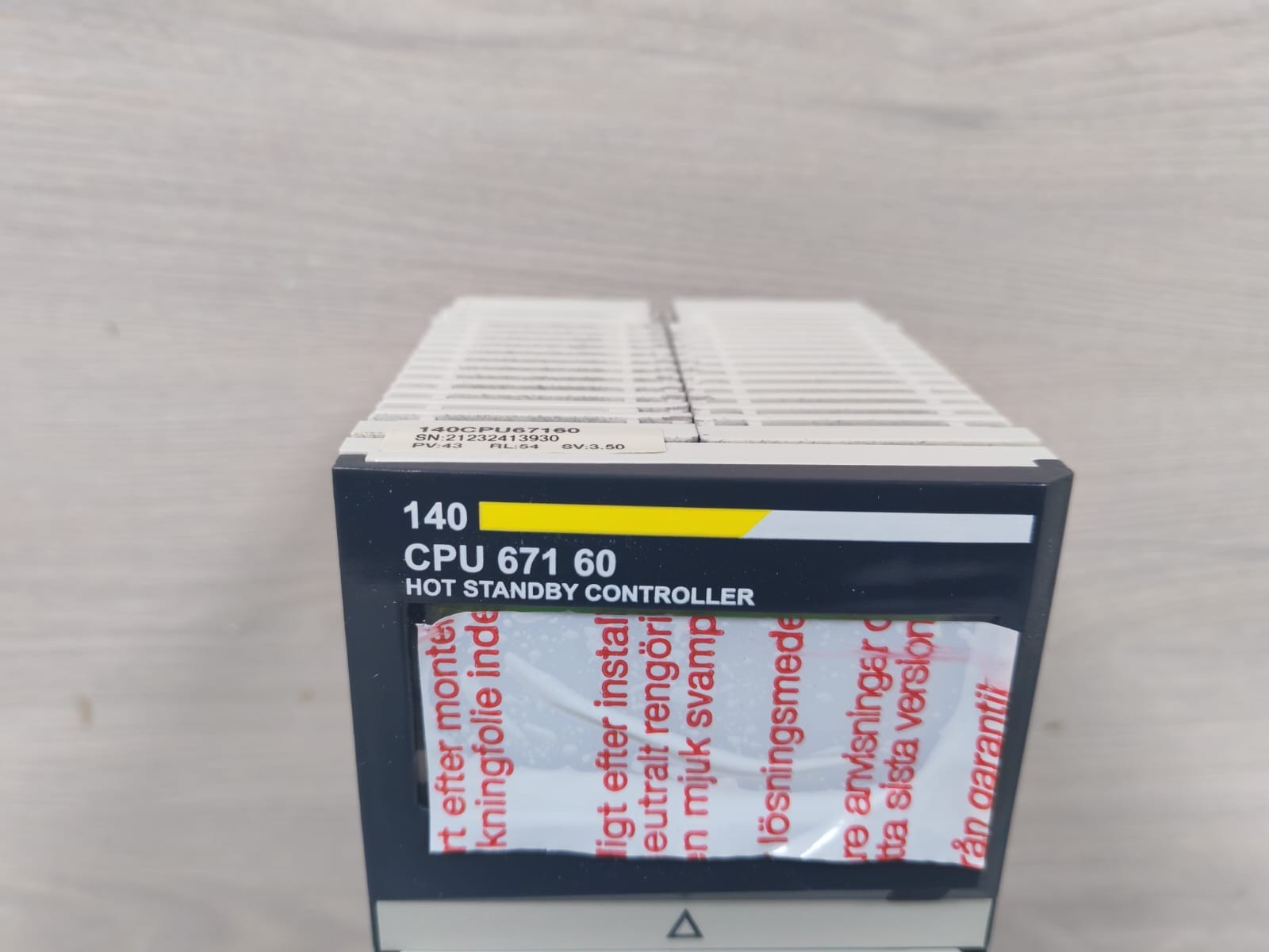 Schneider 140CPU67160 Schneider Electric 140CPU67160 Hot Standby Controller PV:43 RL:54 SV:3.50 3