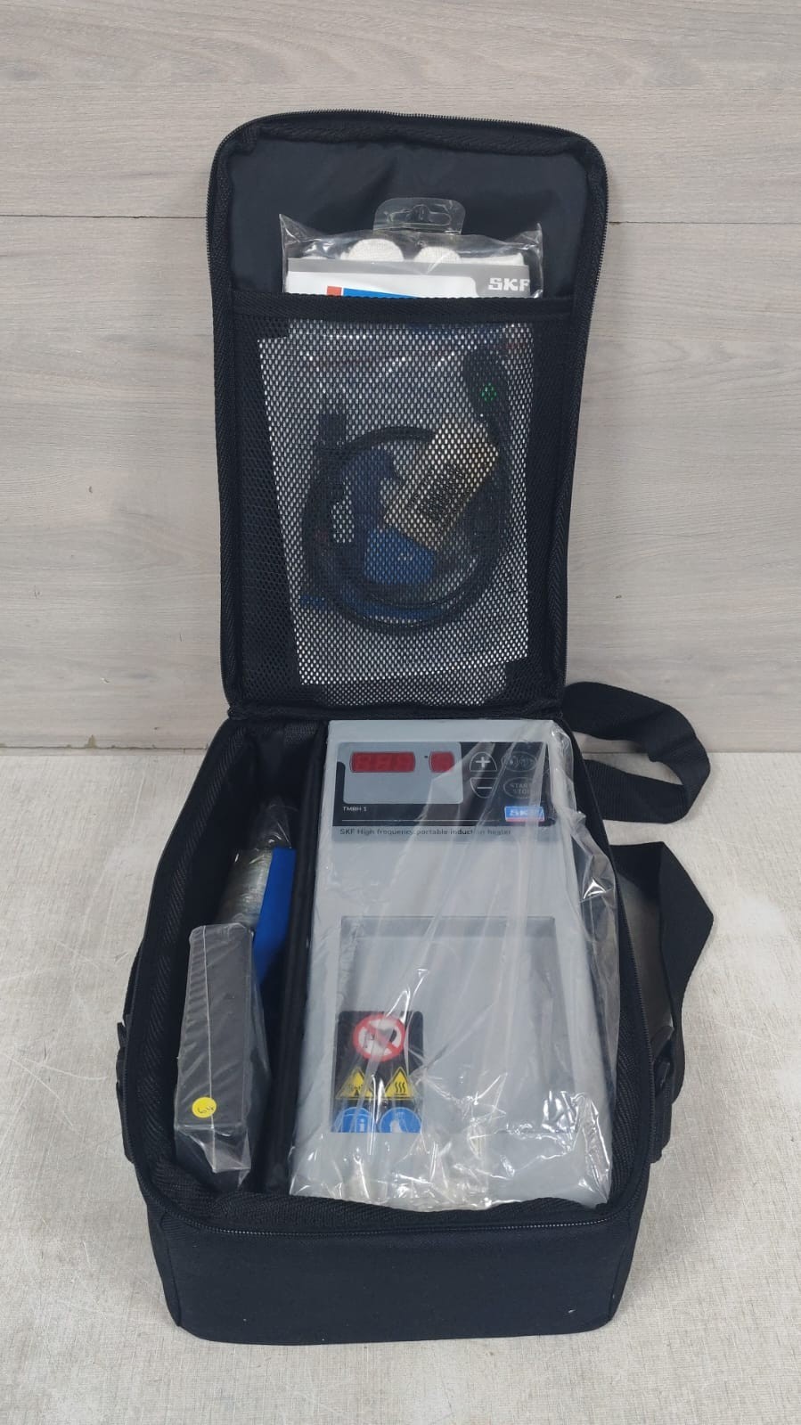 SKF TMBH1 SKF TMBH1 HIGH FREQUENCY PORTABLE INDUCTION HEATER 100-240V 2