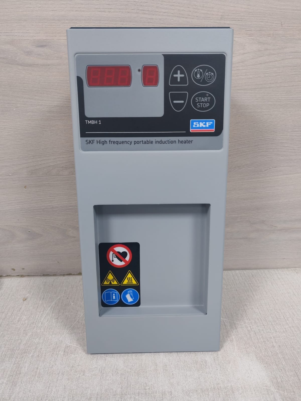 SKF TMBH1 SKF TMBH1 HIGH FREQUENCY PORTABLE INDUCTION HEATER 100-240V 3