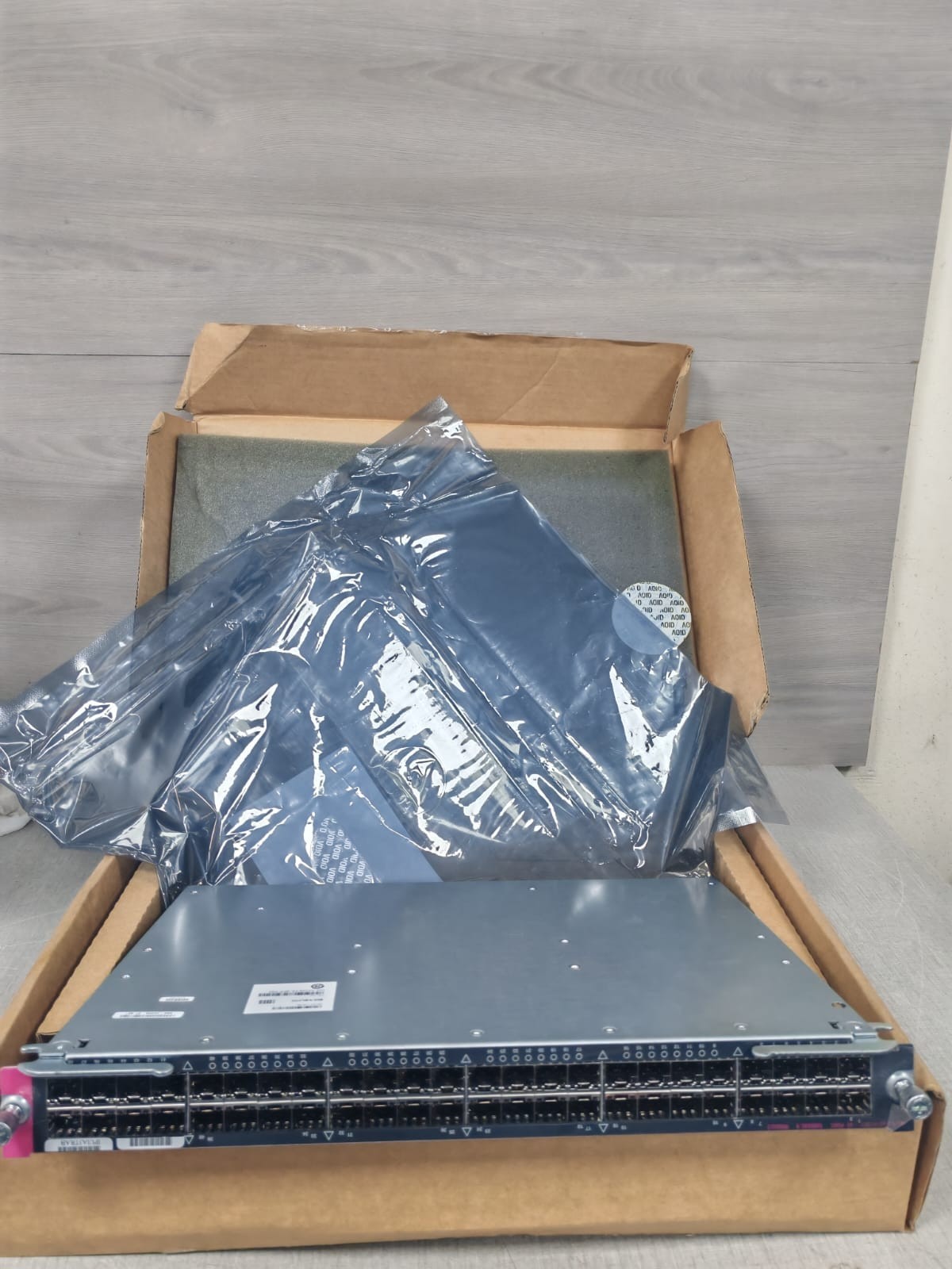 Cisco WS-X4248-FE-SFP Cisco WS-X4248-FE-SFP 48 PORT 100 BASE-X Module 3