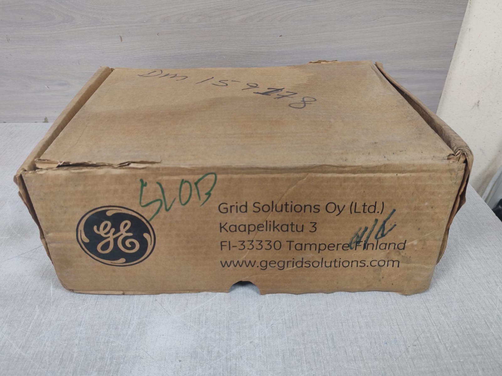 GE NOKIAN FL1D 20KVAR GE NOKIAN FL1D 20KVAR 480V 50HZ INDOOR TYPE CAPACITOR 3-PHASE 8