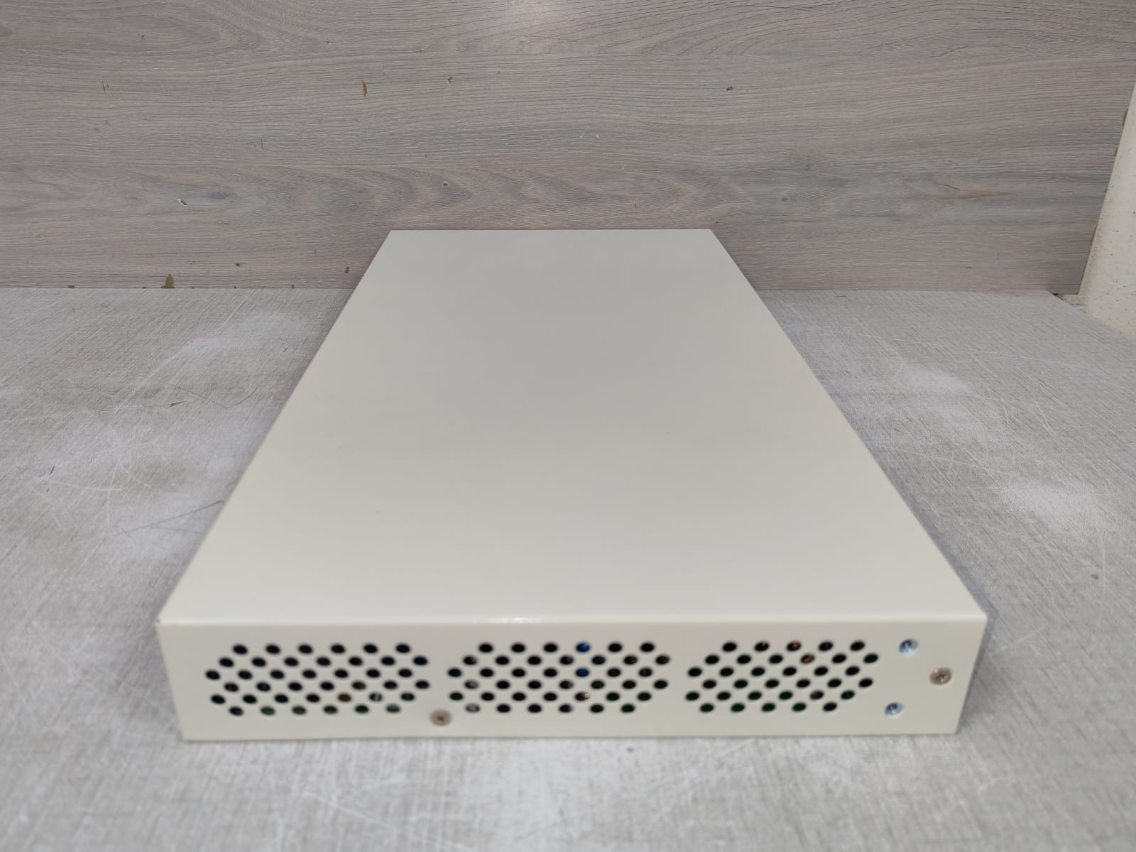 Axis POE370U-480-8A-R Axis Communication POE370U-480-8A-R Midspan 8 Port Ethernet Switch 9