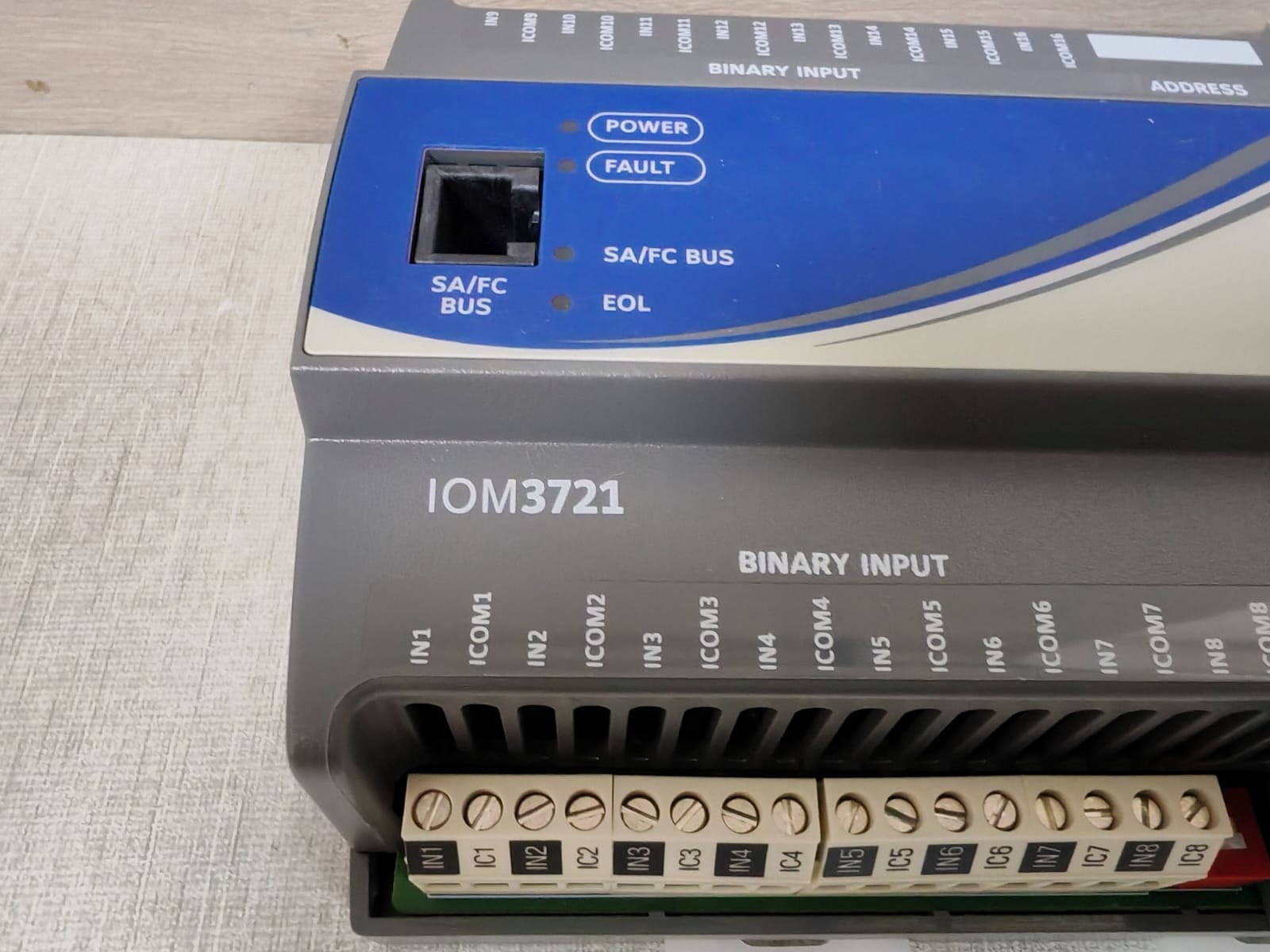 Johnson Controls MS-IOM3721-0 Johnson Controls MS-IOM3721-0 Input Output Module 16 DI 3