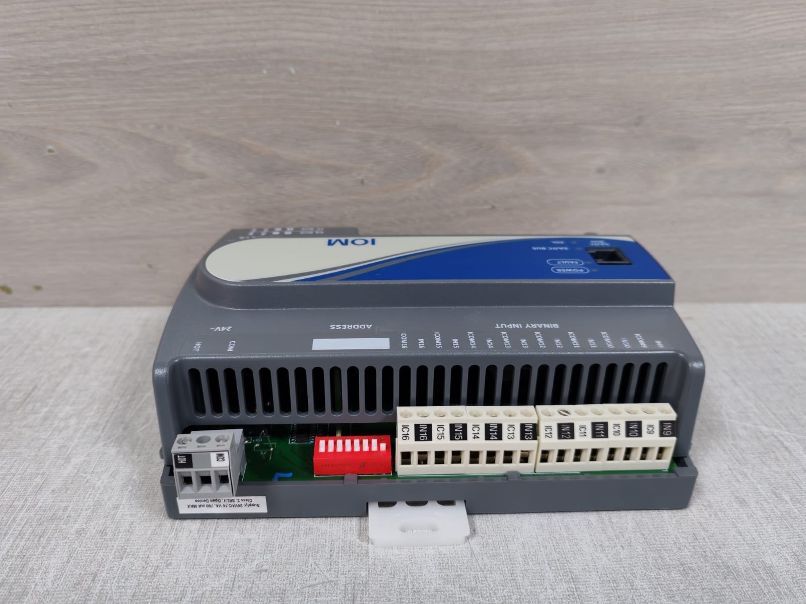 Johnson Controls MS-IOM3721-0 Johnson Controls MS-IOM3721-0 Input Output Module 16 DI 5